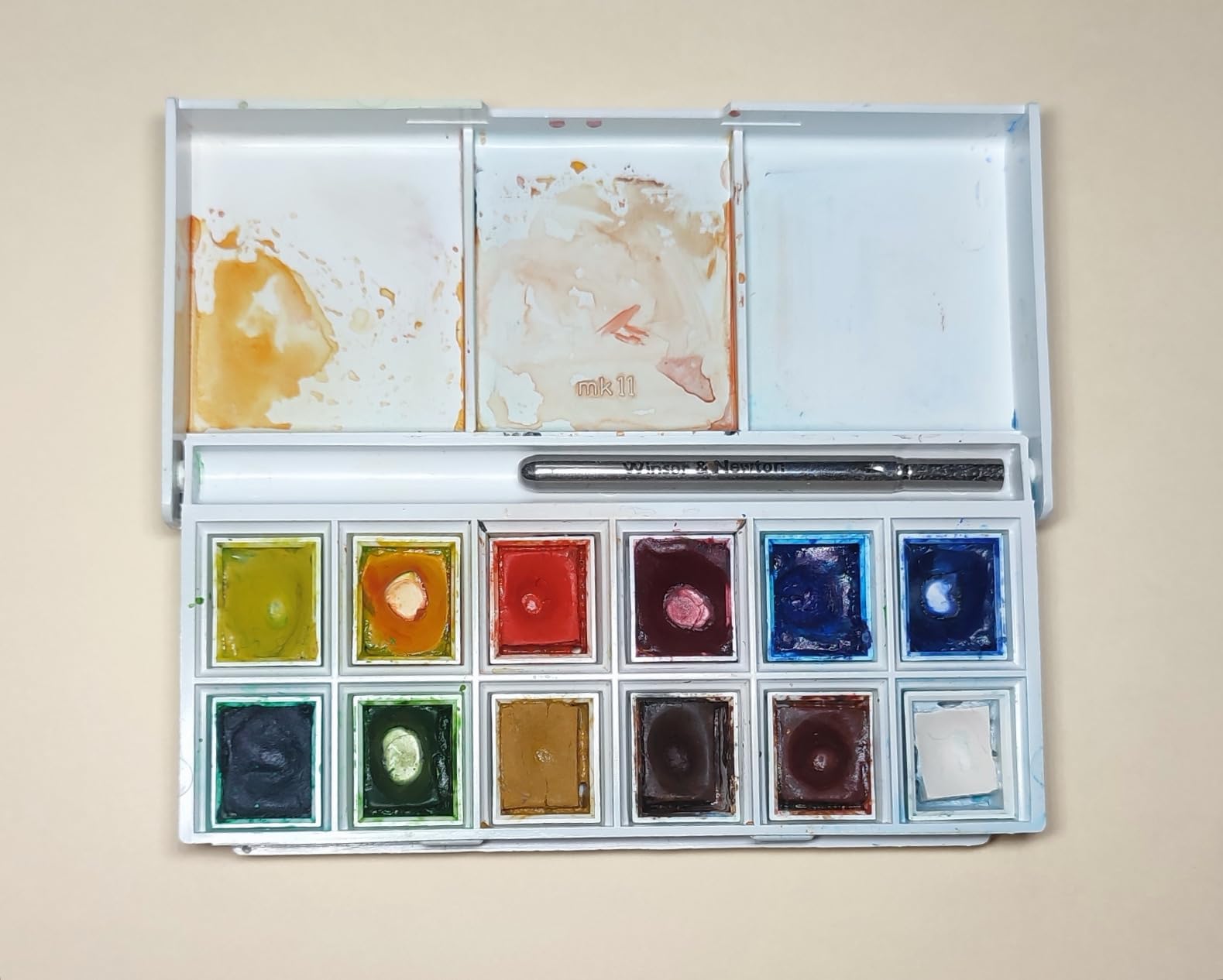 Winsor & Newton Cotman Watercolor Paint Set, Sketchers' Pocket Set customer photo 1