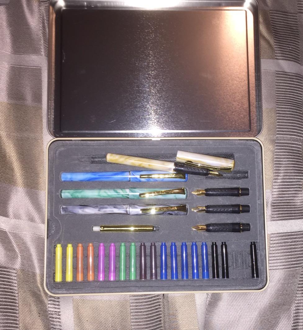 STAEDTLER calligraphy pen set, ideal for all skill levels, 899 SM5, Assorted, 33 Piece Set customer photo 2