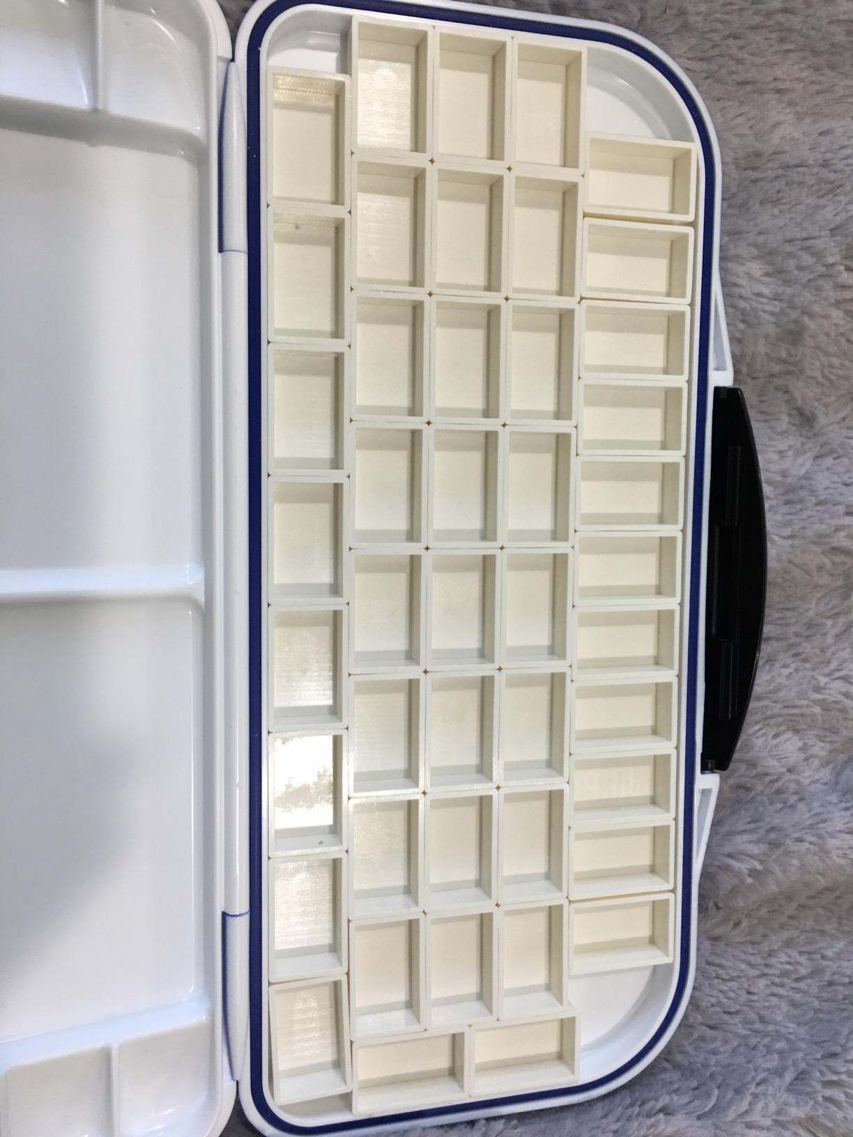 Mijello Airtight Watercolor 18-Well Blue Palette customer photo 2