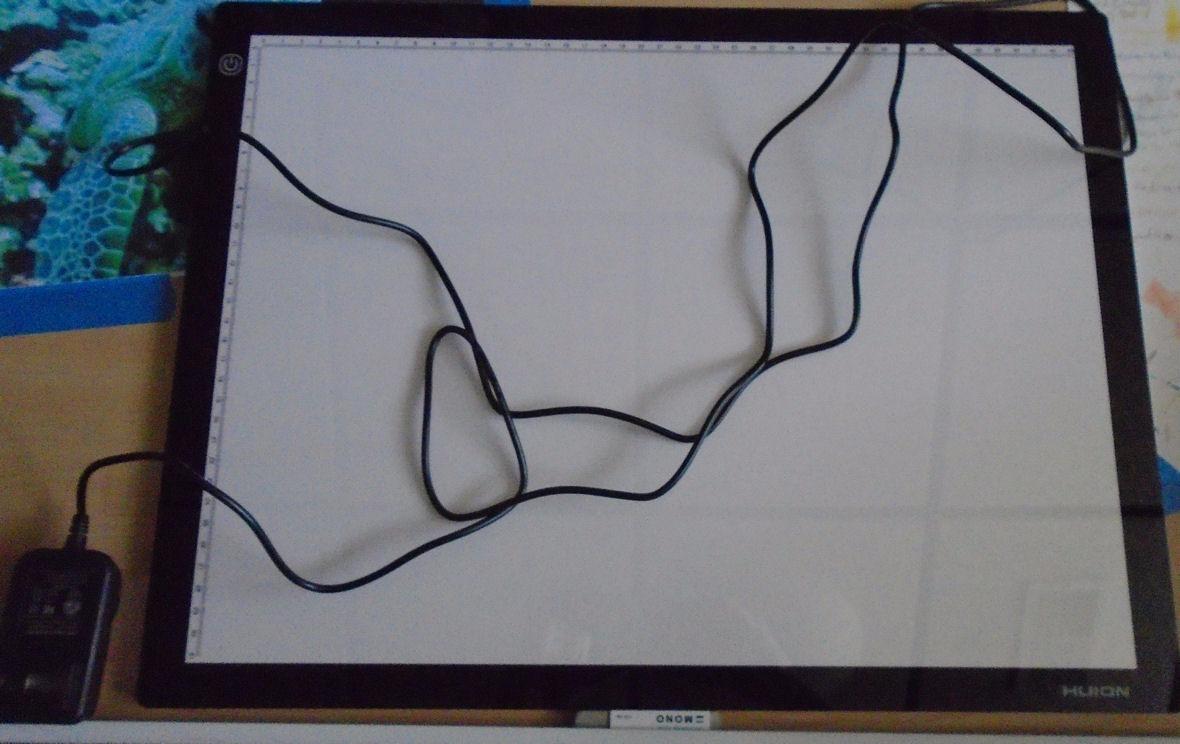 Huion A3 Light Box for Tattoo Tracing - AC Powered customer photo 2