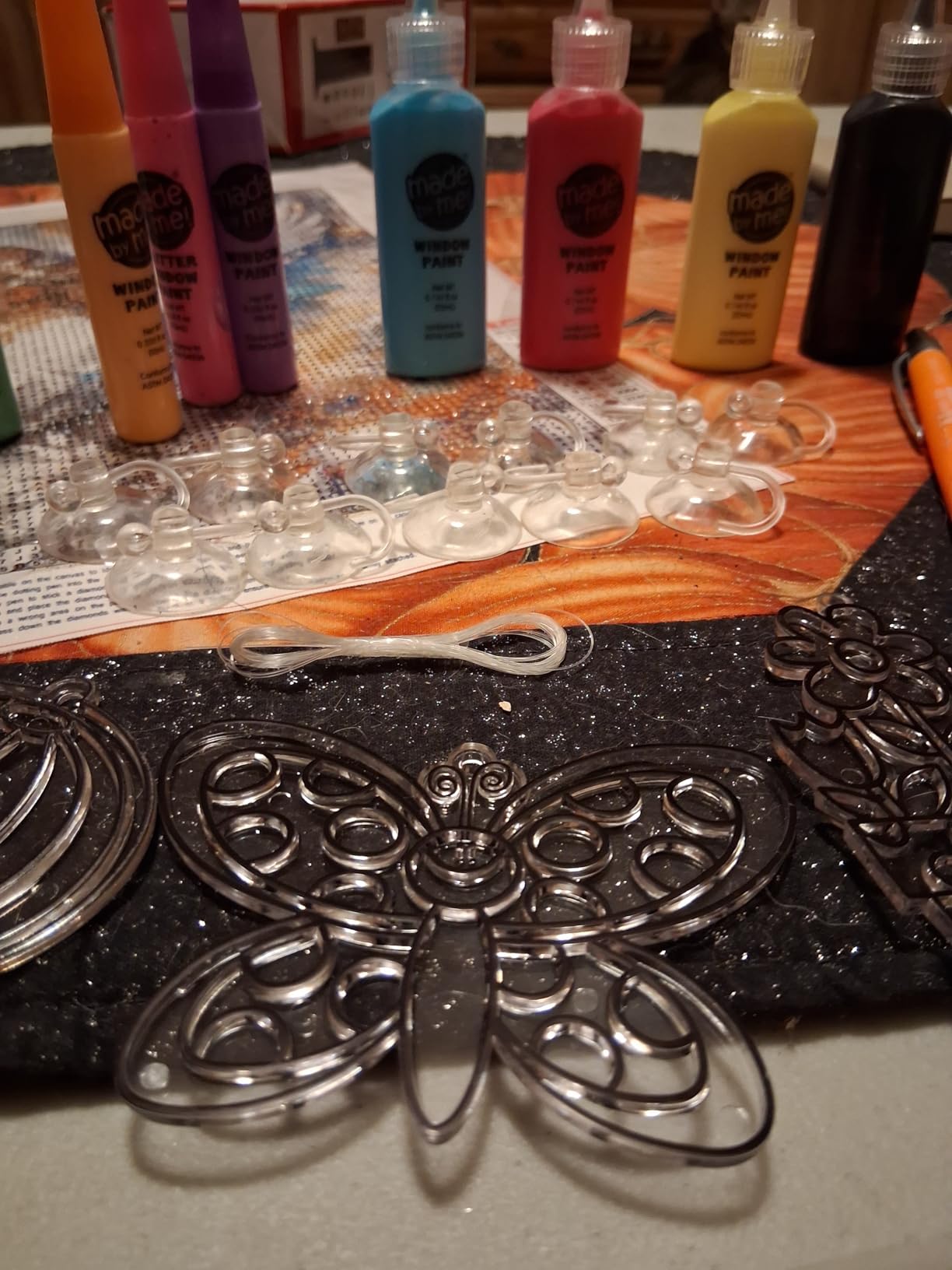 Made By Me Create Your Own Window Art Kit, Suncatchers, Makes 20+ Projects customer photo 1