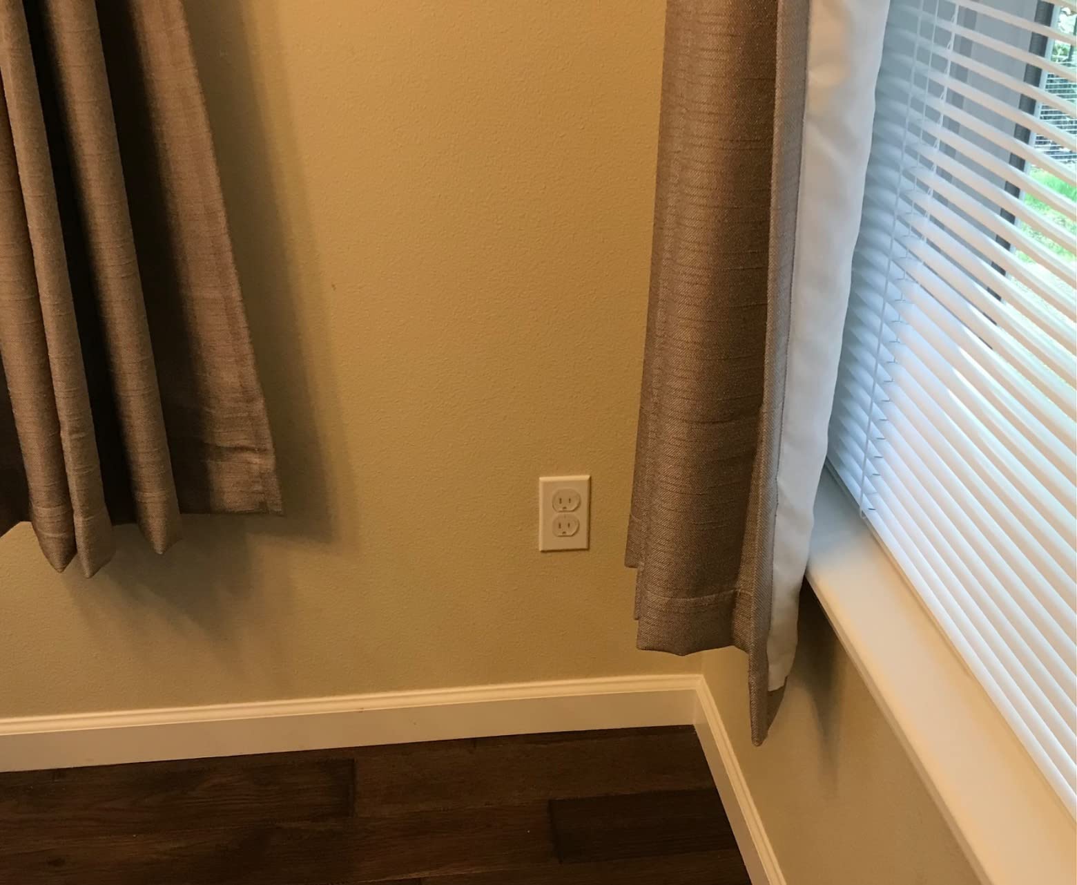 Power Gear Electrical Outlet Baby Proof Covers, 30 Pack, Clear customer photo 1