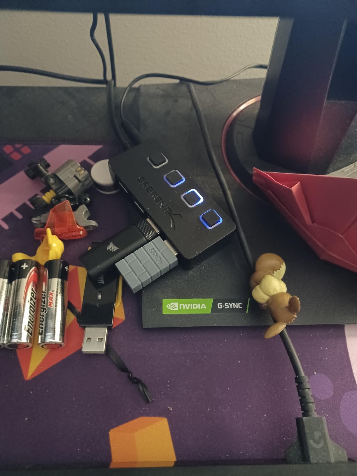 SABRENT 4-Port Powered USB 3.0 Hub, LED Power Switches (HB-UMP3) customer photo 1
