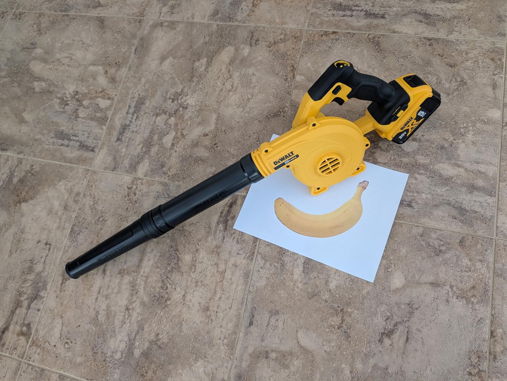 DEWALT 20V MAX Blower, 100 CFM Airflow, Variable Speed Switch, Includes Trigger Lock, Bare Tool Only (DCE100B) customer photo 2