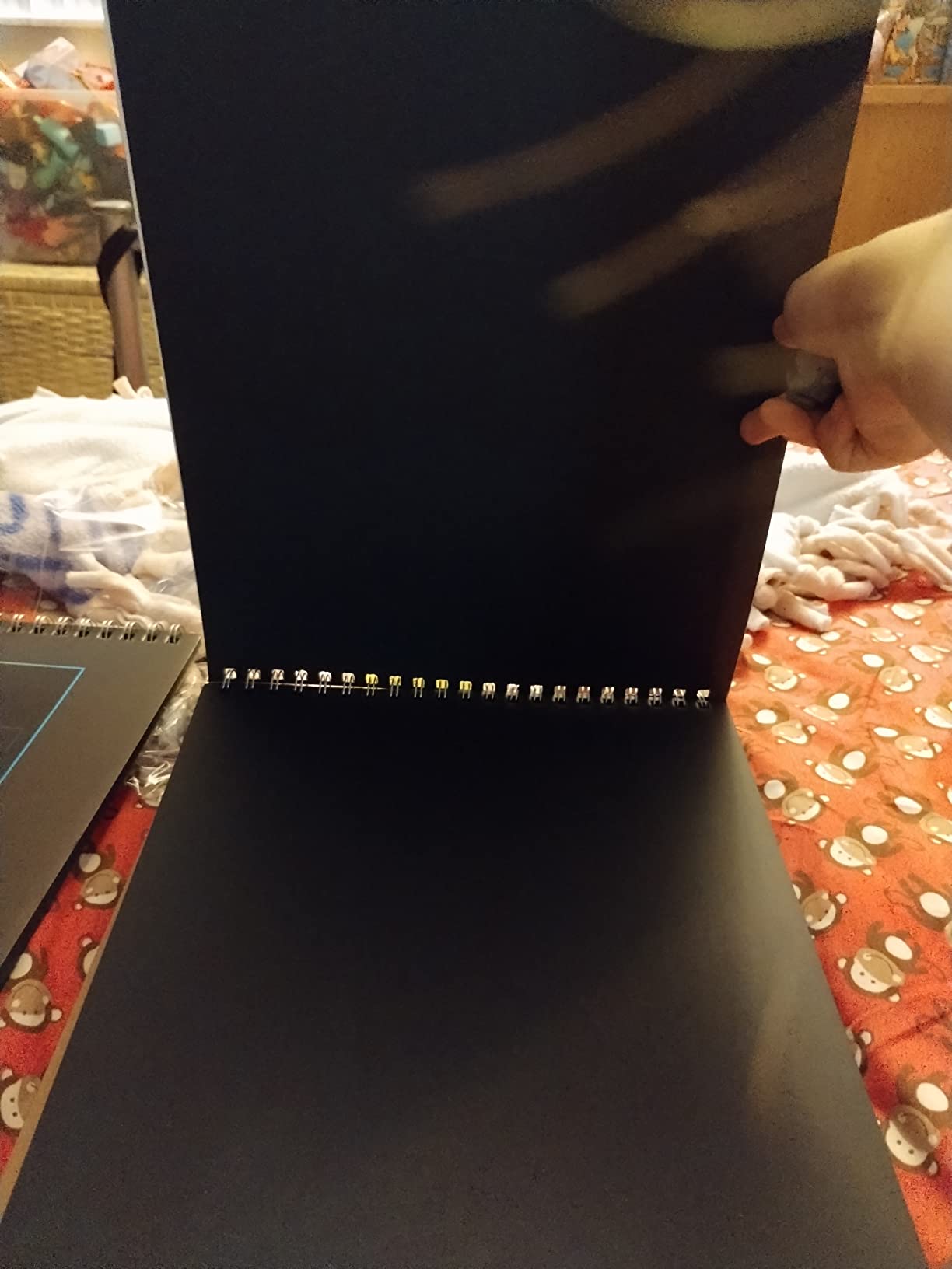 U.S. Art Supply 9x12 Premium Heavy-Weight Black Paper Sketchbook Pad customer photo 2
