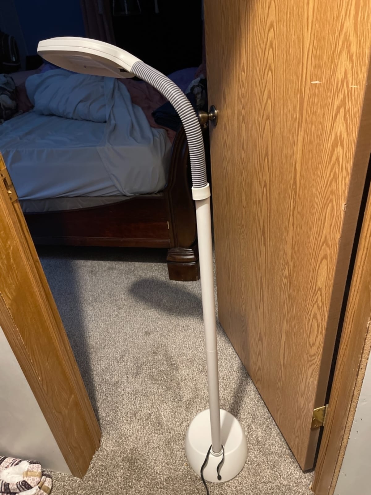 Bedford Home Floor Lamp - Full Spectrum Natural Sunlight Lamp with Bendable Neck - Reading, Craft, and Esthetician Light (Light Woodgrain) customer photo 2