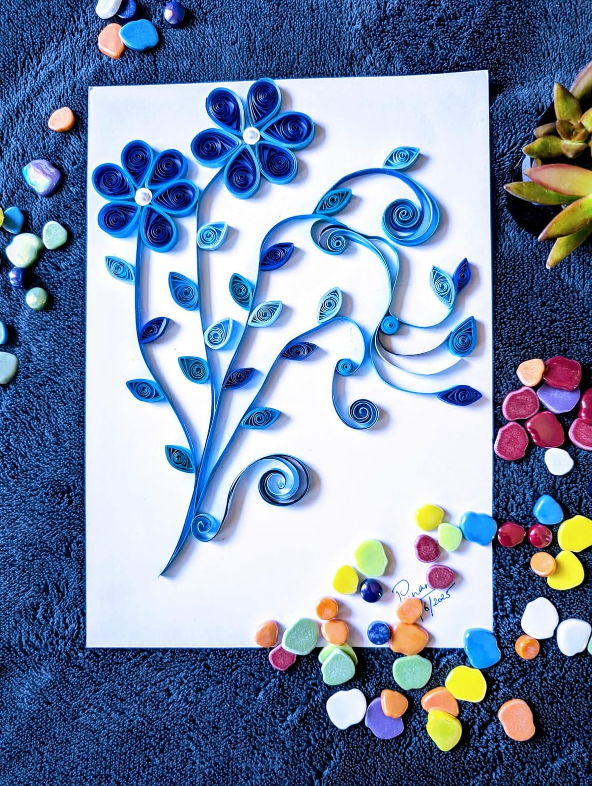 YURROAD All-in-One Paper Quilling Kit, 1860 Paper Strips, 22 Quilling Tools customer photo 1