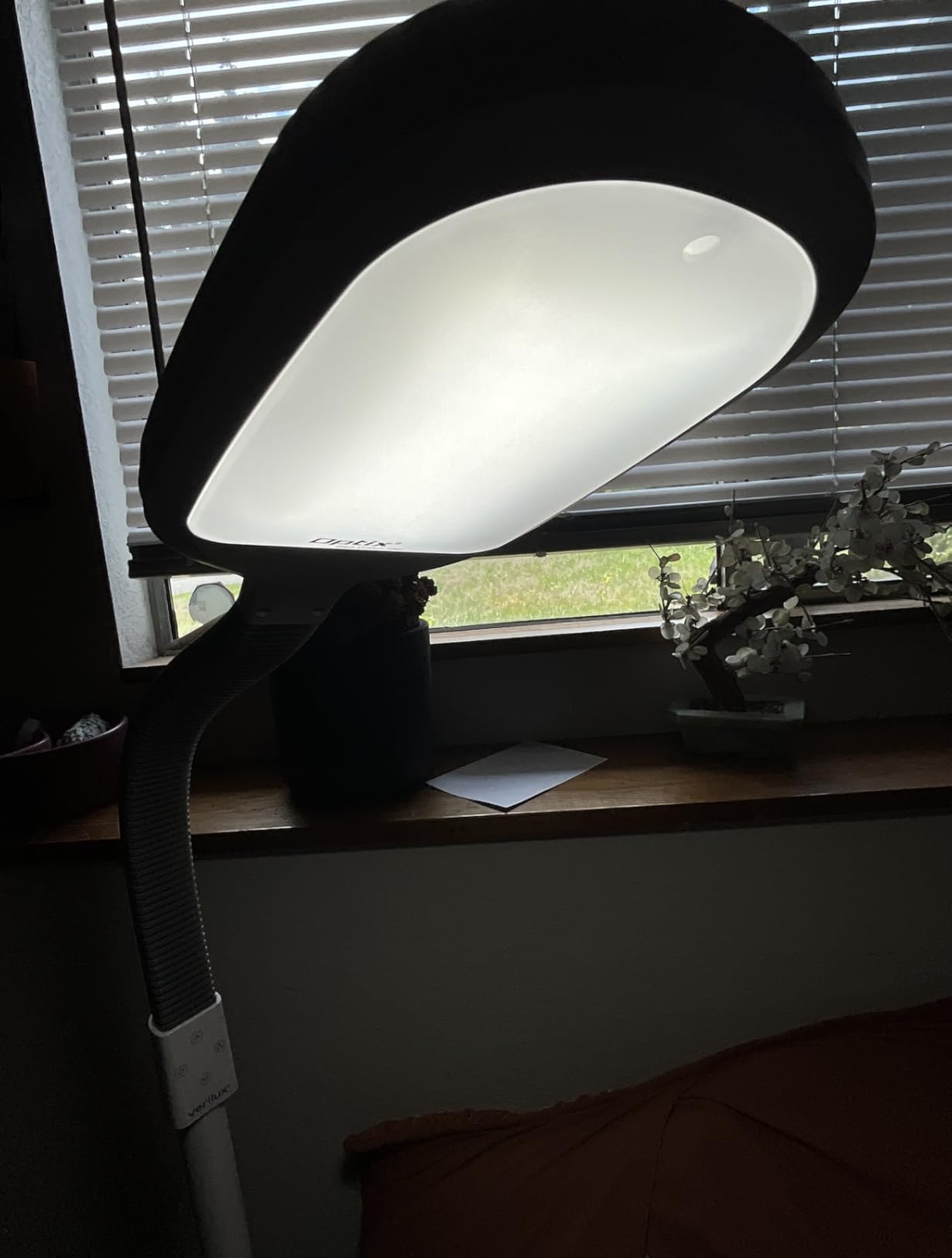 Verilux SmartLight Full Spectrum LED Floor Lamp with Adjustable Brightness customer photo 1