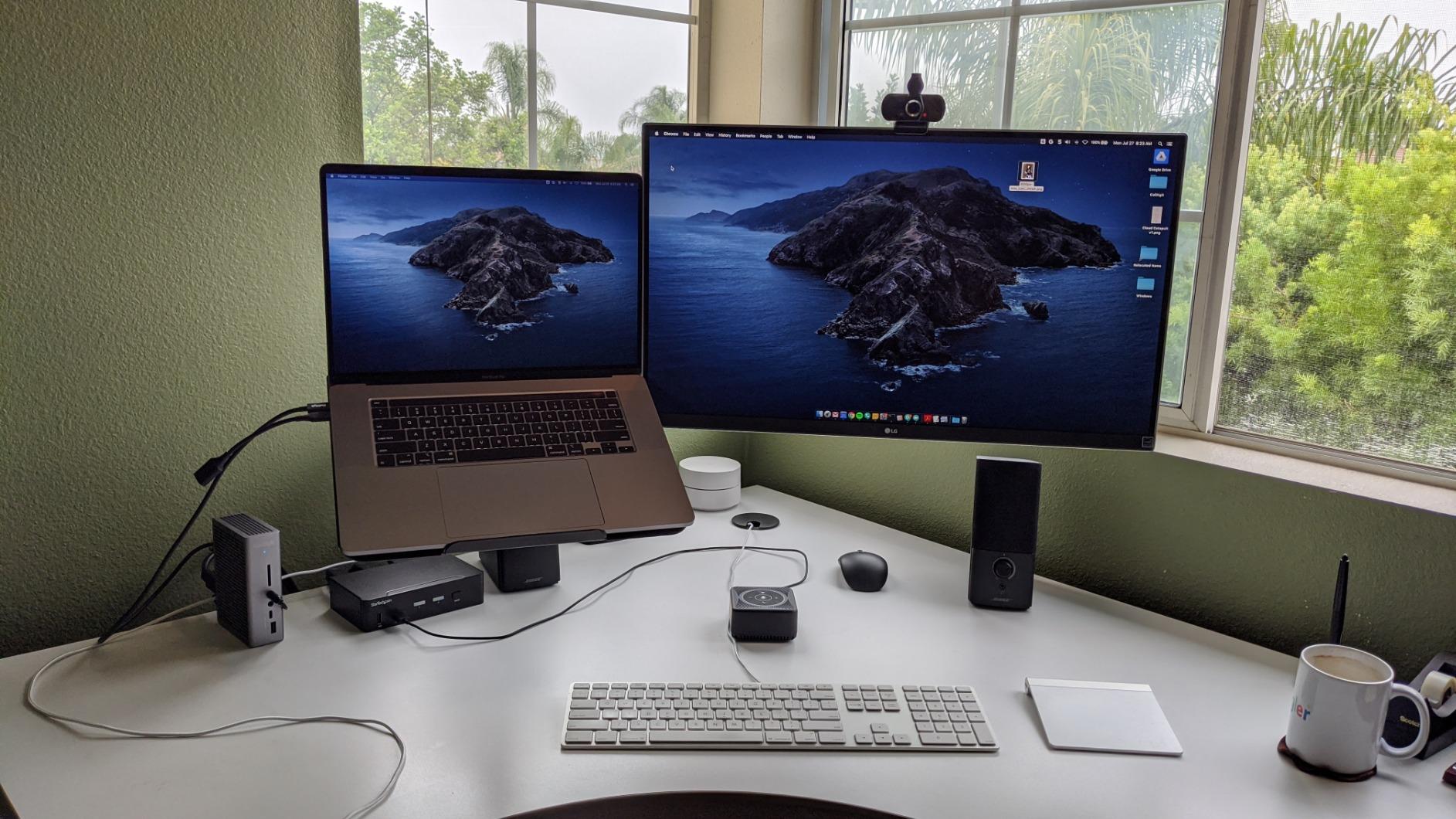 Vari Dual Monitor Arm - VESA Monitor Mount w/ 360 Degree Adjustment - Monitors up to 27 inches, 19.8 lbs - Double Monitor Arms with Full Adjustability - Computer Monitor Stand for Home or Office customer photo 1