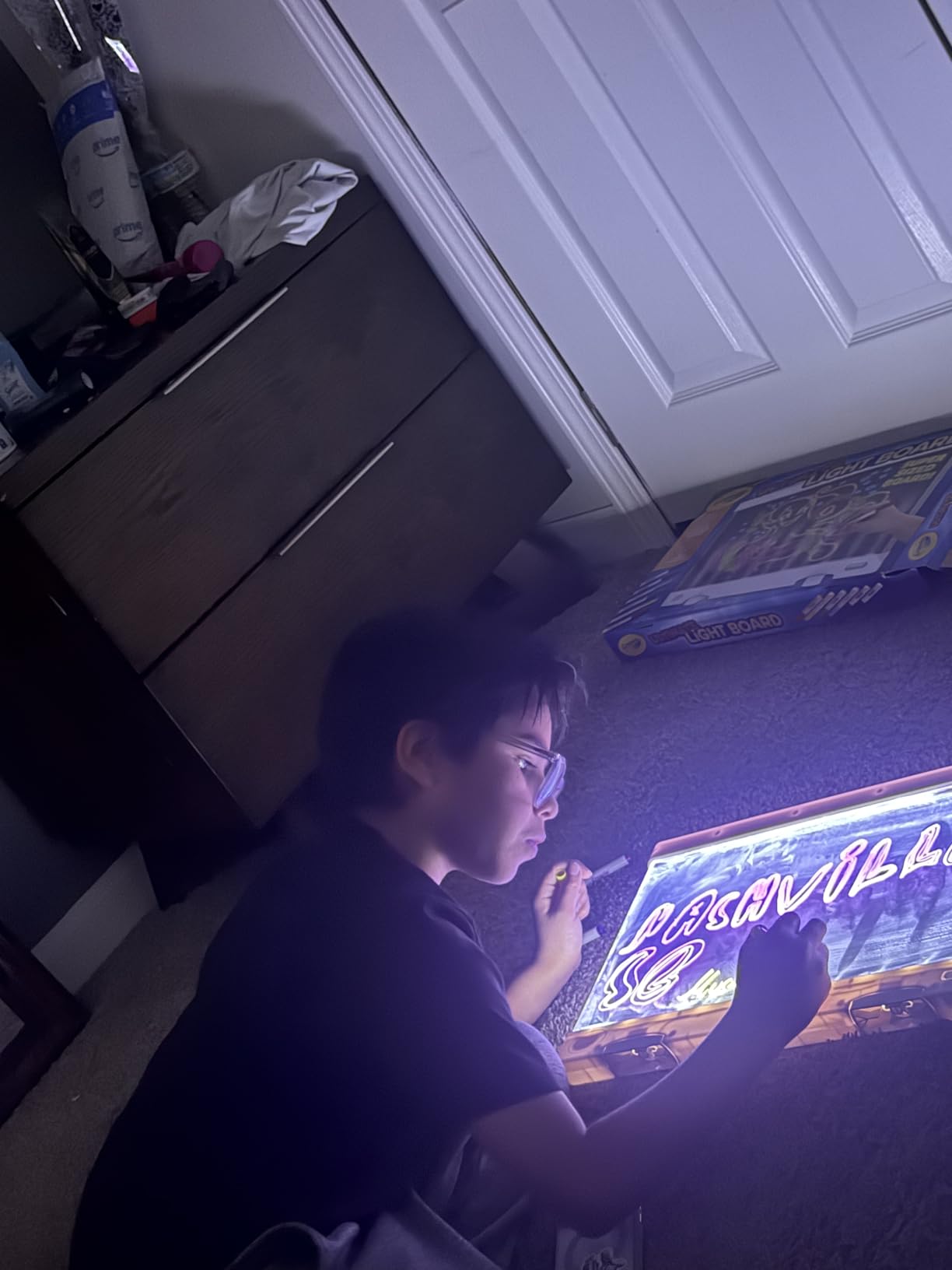 Crayola Ultimate Light Board - White, Kids Drawing Tablet, Gifts for Kids, LED Drawing Board, Sketching Art Projector, Toys for Boys & Girls, 6+ customer photo 1