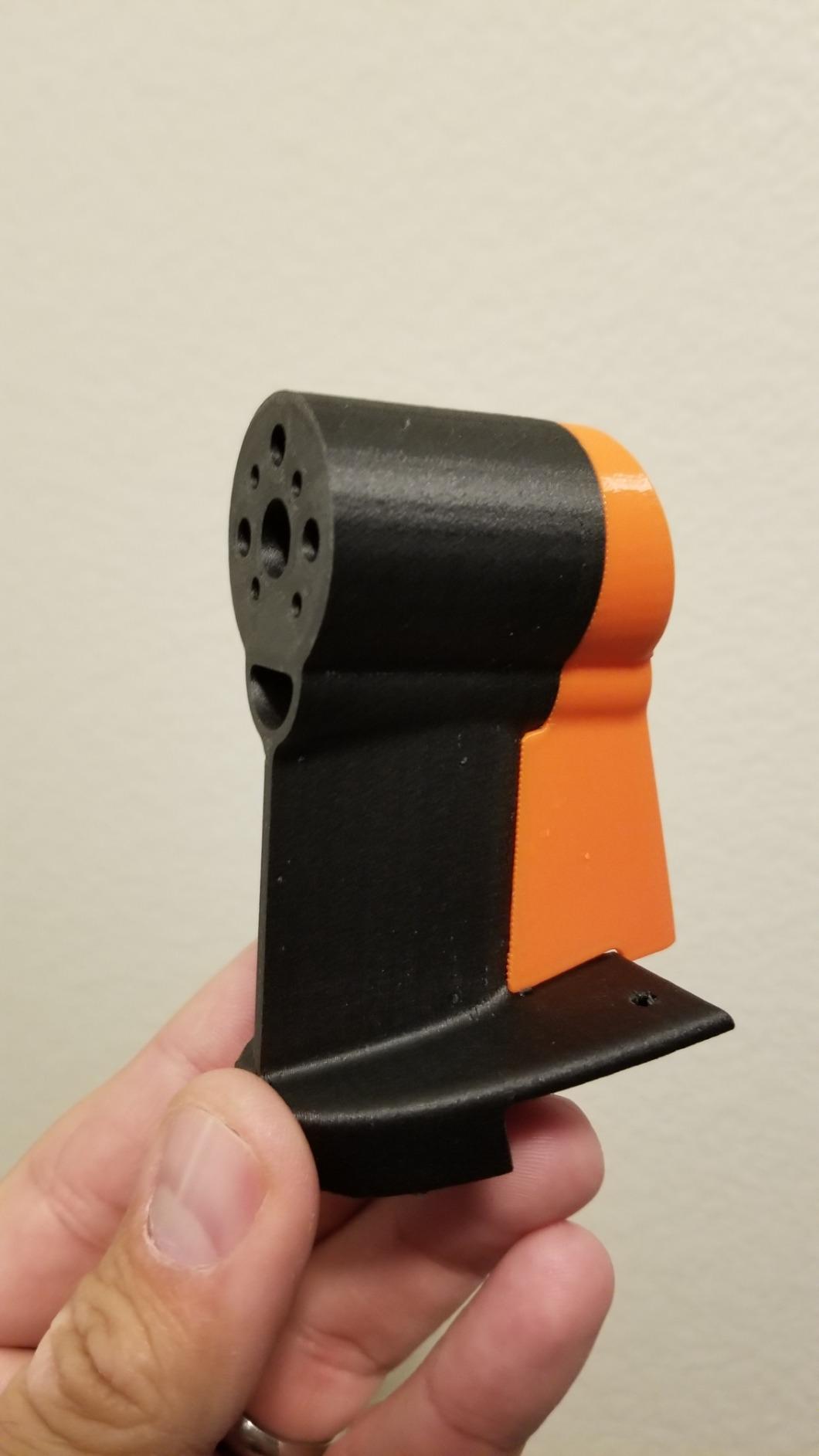 SainSmart 1.75mm Black ePA-CF Carbon Fiber Filled Nylon Filament 1KG (2.2lbs) Spool for 3D Printer customer photo 1