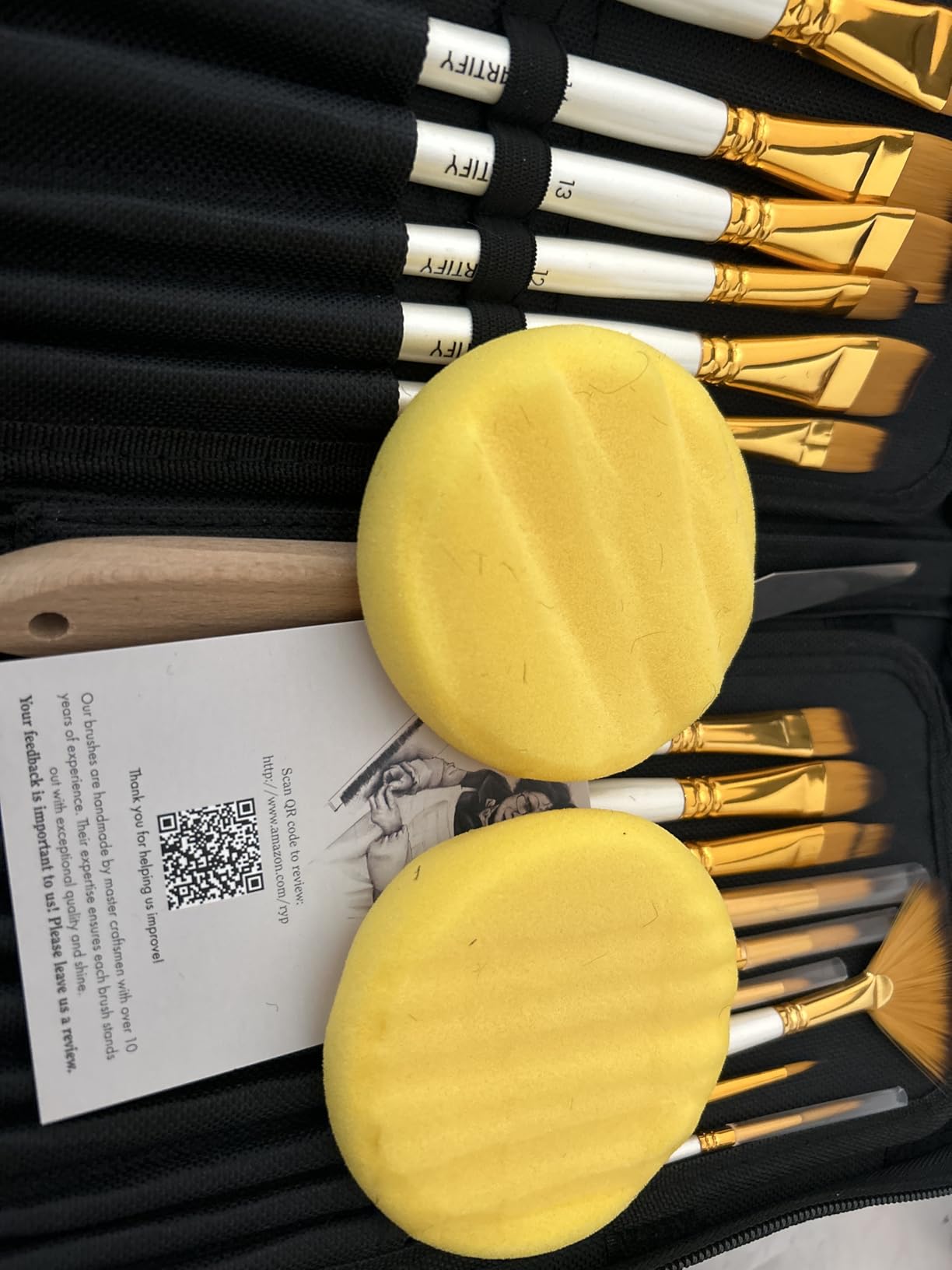 18 Piece Paint Brush Set, ARTIFY 15 Acrylic Paint Brushes, Palette Knife, and 2 Sponges, Professional Artist Paint Brushes for Acrylics, Watercolors, Gouache, Canvas, and Face Painting, Ivory White customer photo 2