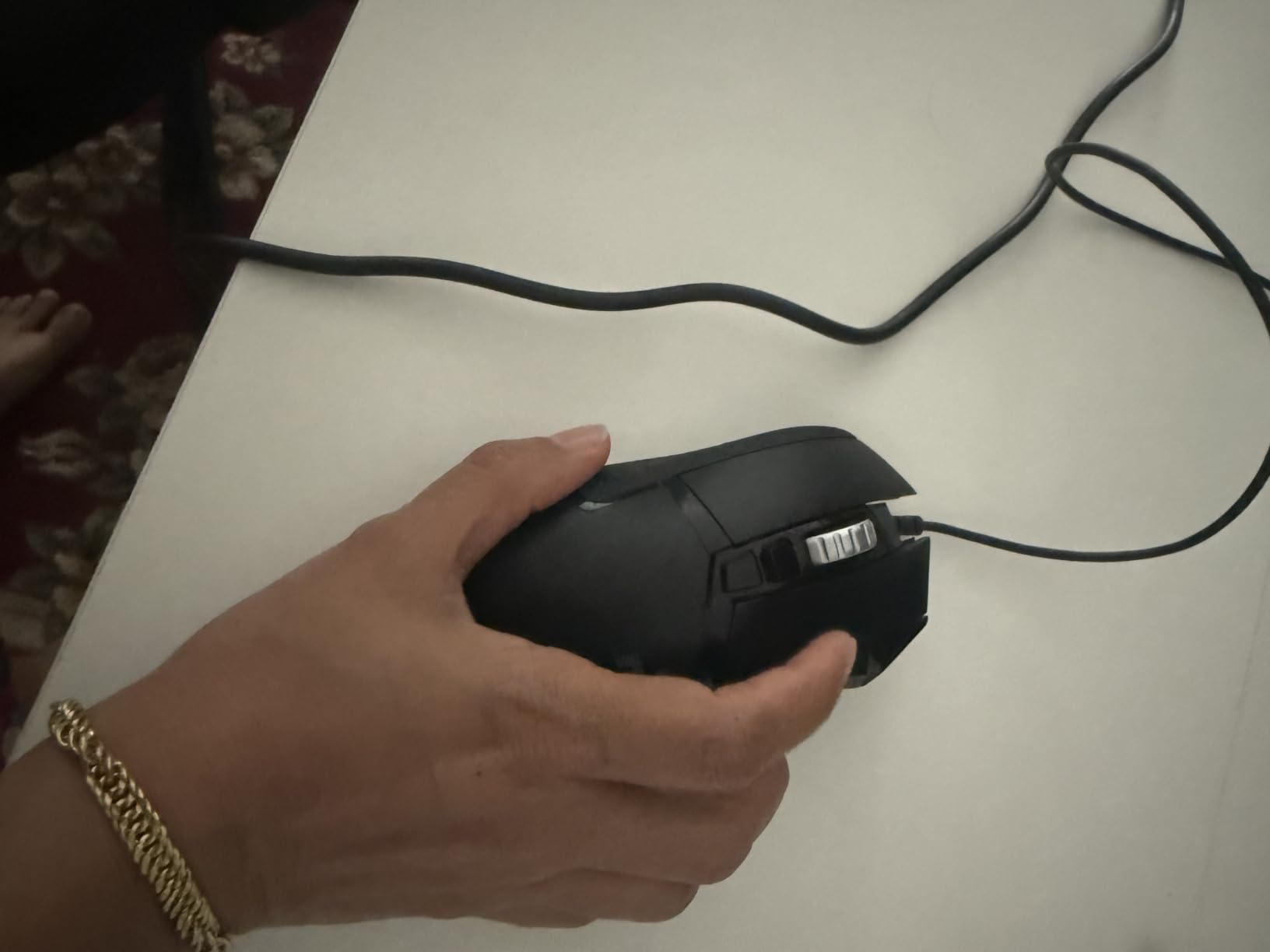Logitech G502 Hero Wired Gaming Mouse - Black customer photo 1