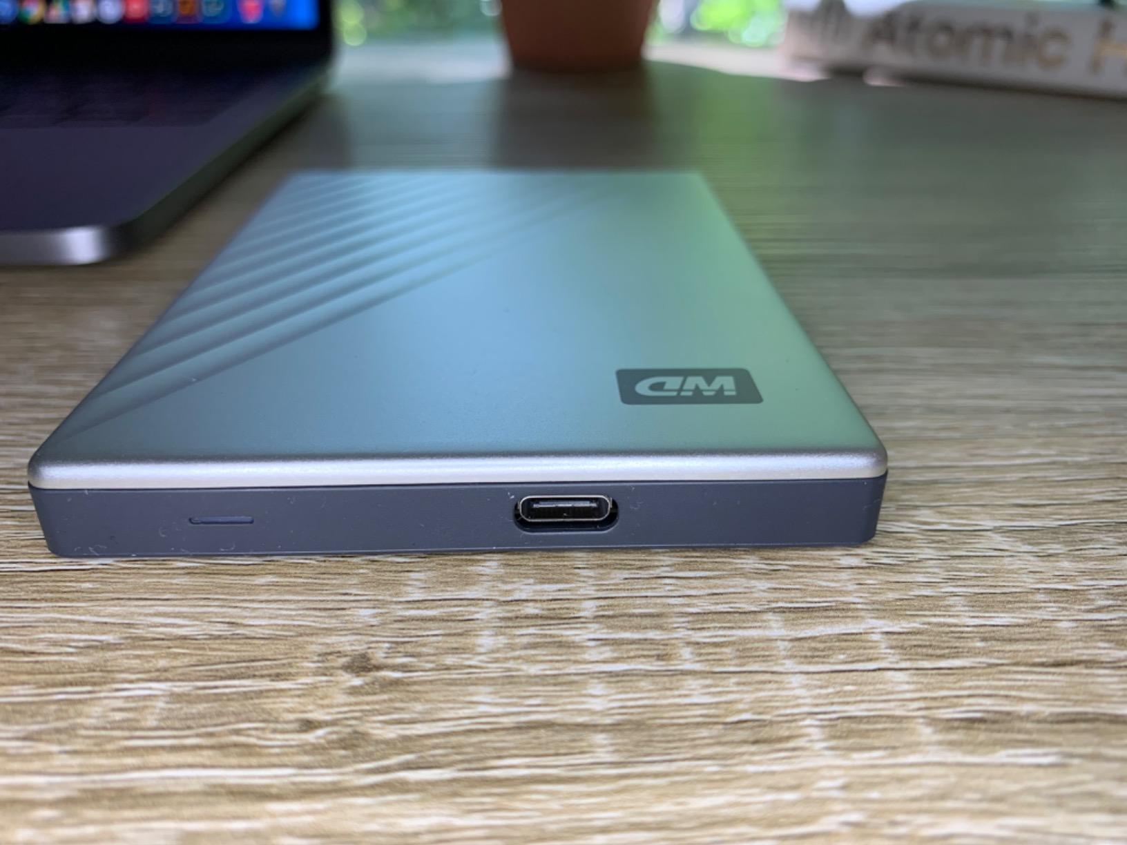 Western Digital 4TB My Passport Ultra for Mac Silver Portable External Hard Drive HDD, USB-C and USB 3.1 Compatible - WDBPMV0040BSL-WESN customer photo 2