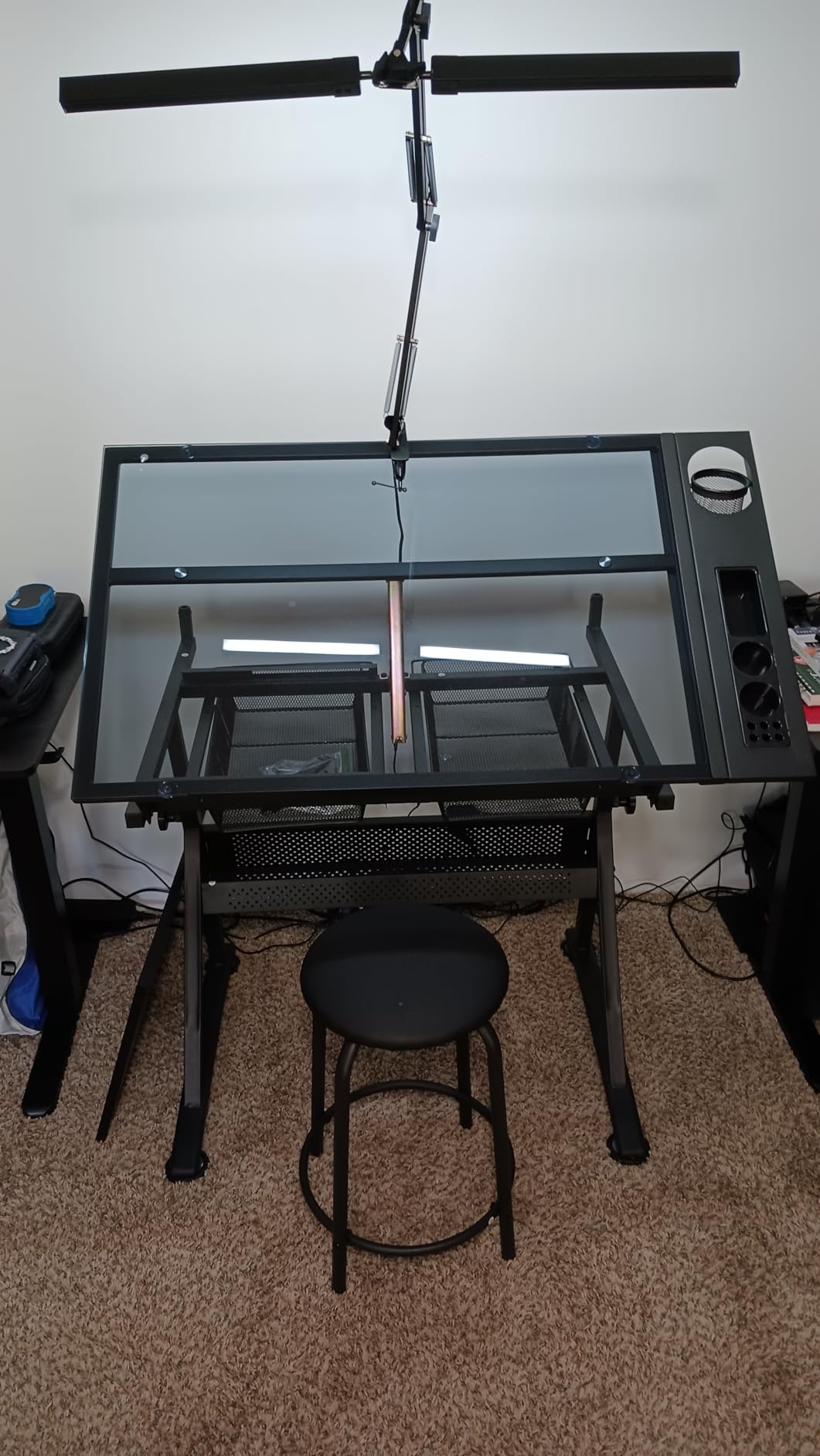 Yaheetech Adjustable Drafting Table & Stool, Tilting Glass Art Desk, Black customer photo 1