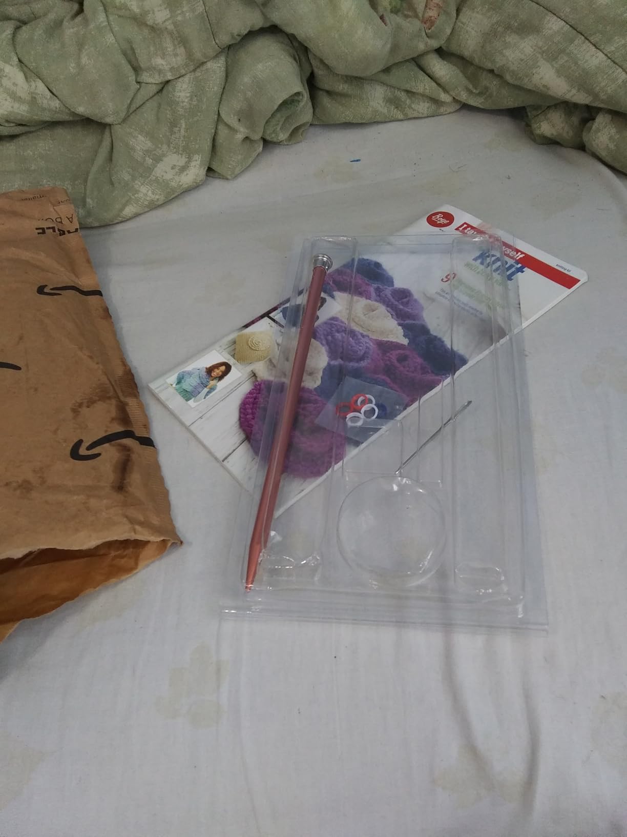 Boye Yarn Knitting for Beginners Kit, 9 Patterns customer photo 2