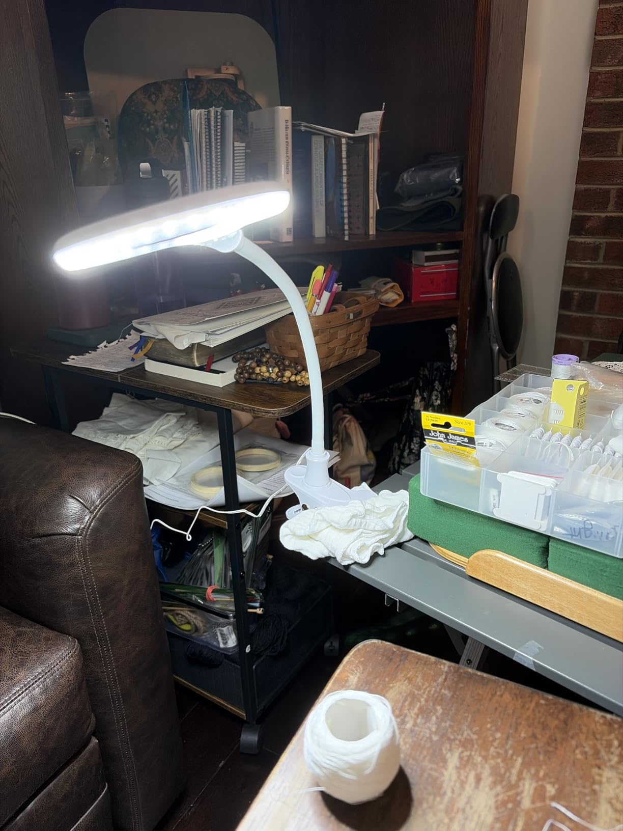 Brightech LightView Pro Flex 2 in 1 Magnifying Desk Lamp, 2.25x Light Magnifier, Adjustable Gooseneck Magnifying Glass with Light for Crafts, Reading, Close Work customer photo 2