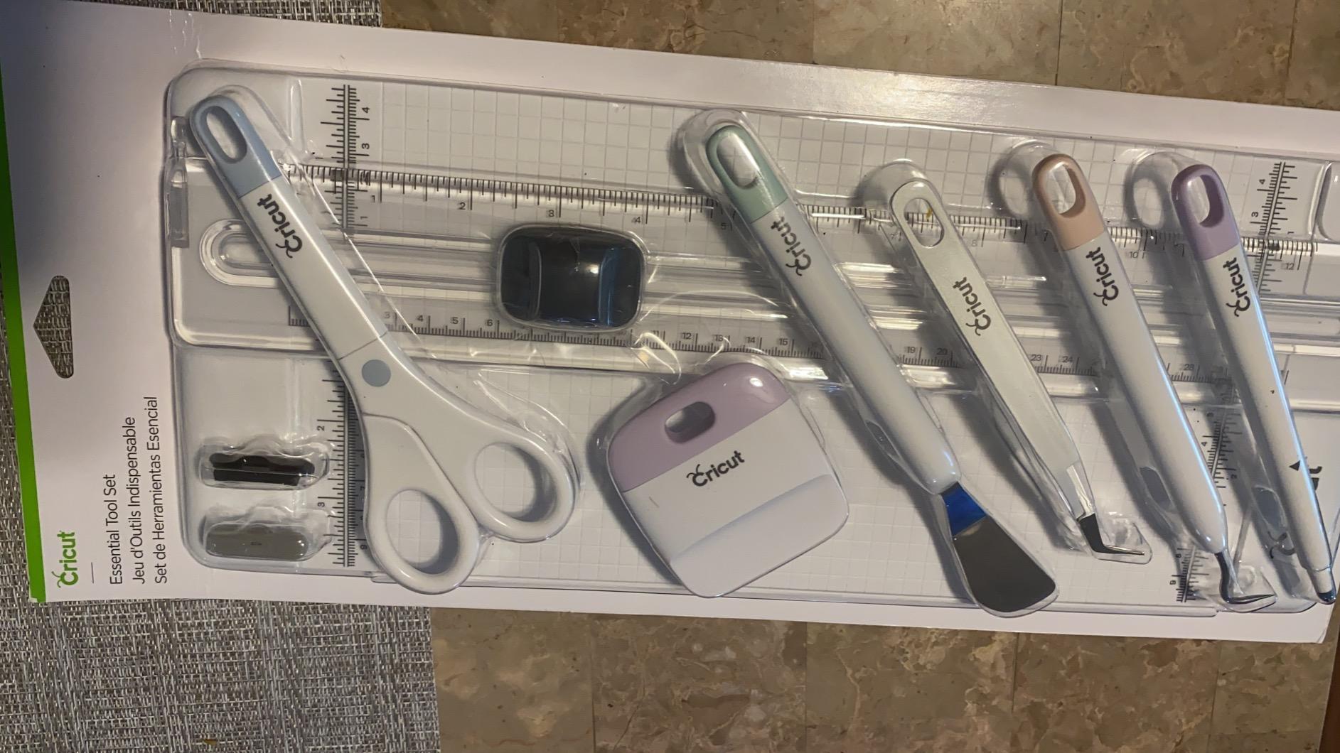 Cricut Essential Tool Set - 7-Piece Precision Tool Kit for Crafting and DIYs, Perfect for Vinyl, Paper & Iron-on Projects, Great Companion for Cricut Cutting Machines, Core Colors customer photo 2