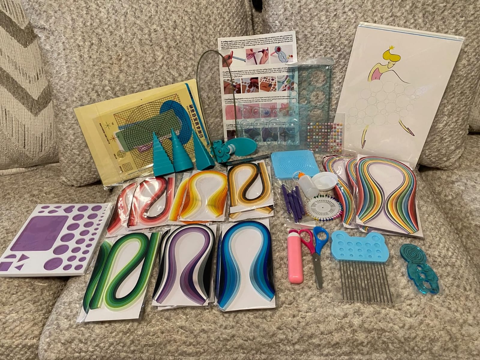 MDLUU Paper Quilling Kit with 1860 Strips and Quilling Tools and Storage Box, Paper Quilling Craft Great for DIY Learning Class, Home Decoration, Birthday Gift customer photo 1
