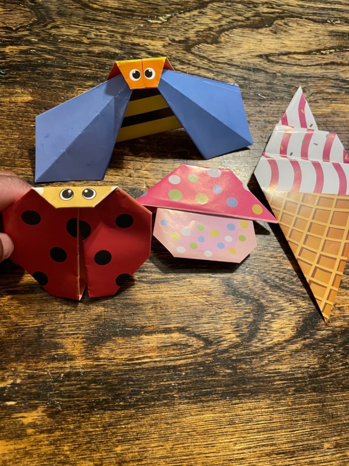 GAMENOTE Origami Kit for Kids Ages 8-12, 54 Projects, 120 Sheets with Book customer photo 2