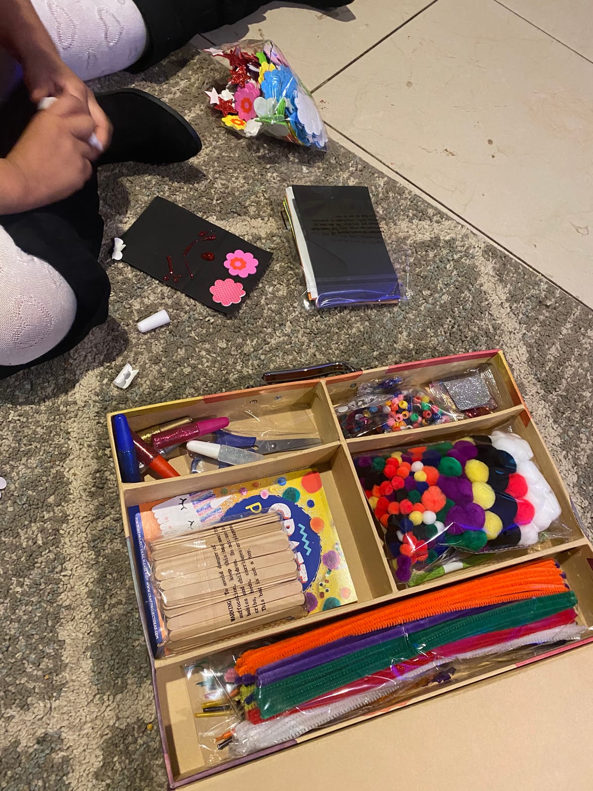 Made By Me Ultimate Craft Box, Art & Craft Activities 1000 Piece Set, Storage Case, Great for Preschool Arts & Crafts, Adult & Group Projects, Craft Box for Kids Girls & Boys customer photo 1