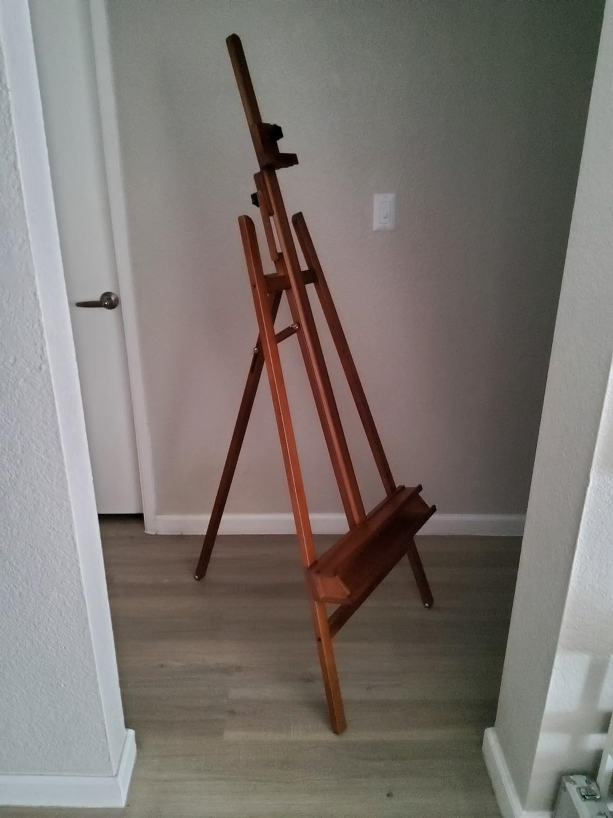 MEEDEN Large Painting Easel Stand: Solid Beech Wood Studio Easel for Adults customer photo 1
