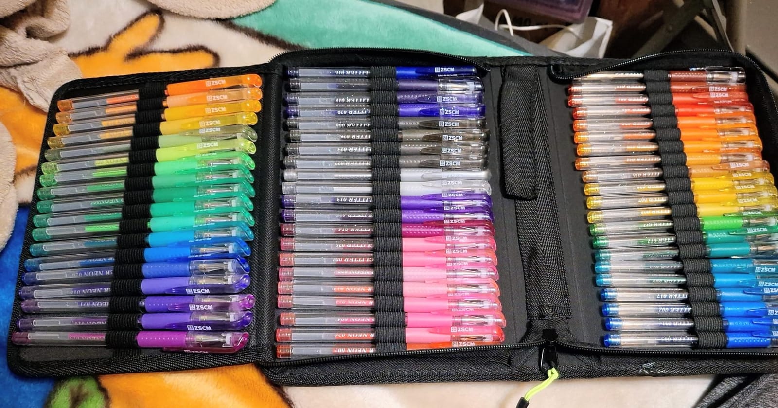 120 Pack Glitter Gel Pens Set, ZSCM 60 Colors Glitter Pens With 60 Refills, Colored Gel Pen For Adults Coloring Books Drawing Journaling Scrapbook customer photo 2