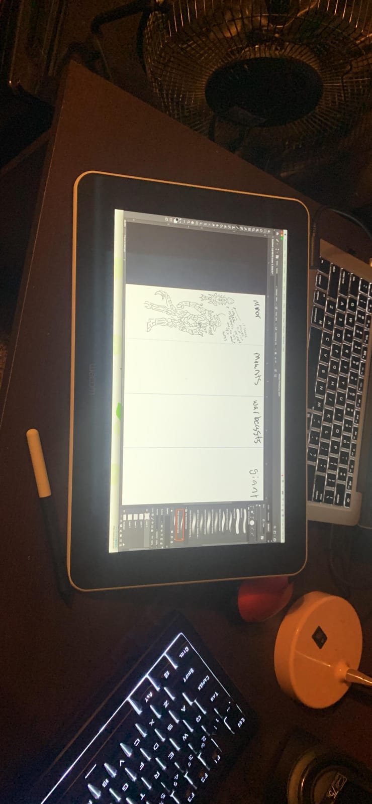 Wacom One HD Creative Pen Display, Drawing Tablet with Screen, 13.3