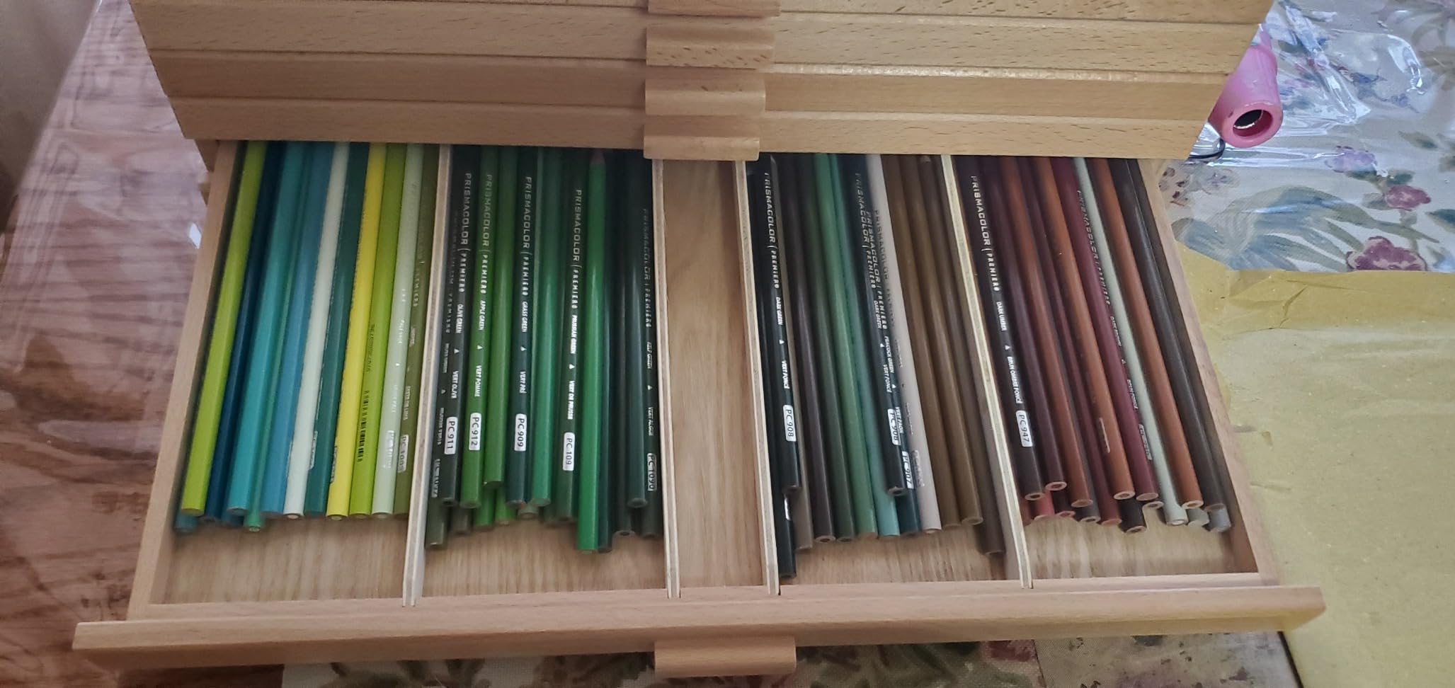 7 Elements 6 Drawer Wooden Artist Storage Supply Box for Pastels, Pencils, Pens, Markers, Brushes and Tools customer photo 1