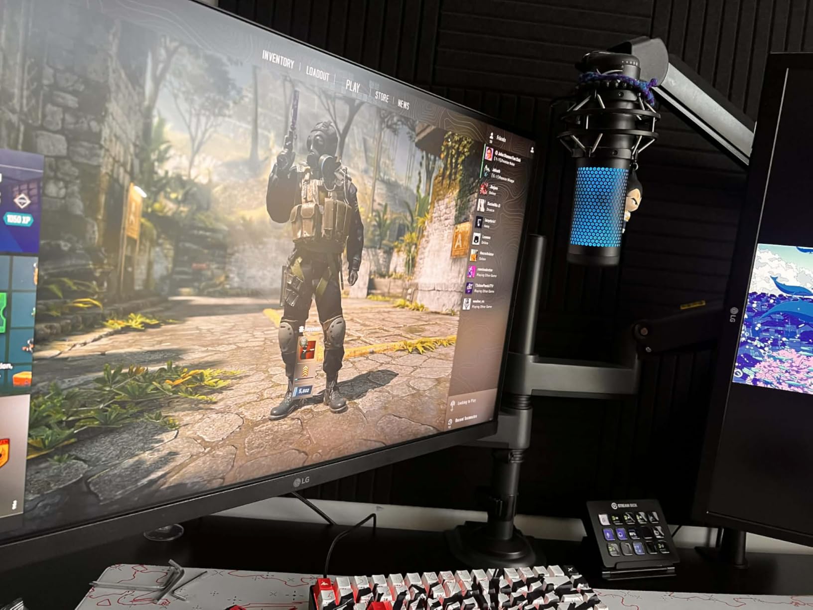 HUANUO 17-32 Inch Dual Monitor Stand, Stacked Monitor Mount, Monitor Arms for 2 Monitors, Ergonomic Adjustable Tilt/Swivel/Rotate, Weight Max 19.8 lbs, VESA 75/100mm customer photo 1