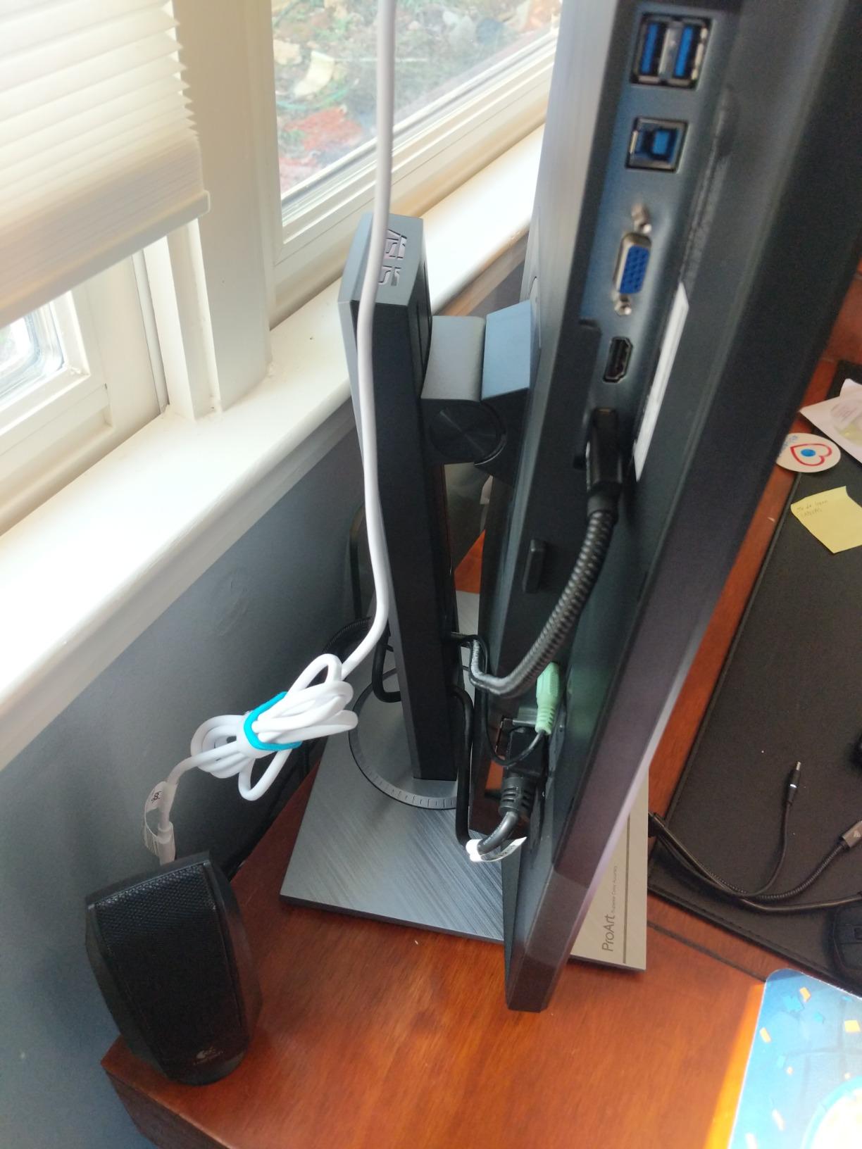 ASUS ProArt PA248QV 24 Inch WUXGA 16:10 Professional Monitor customer photo 2