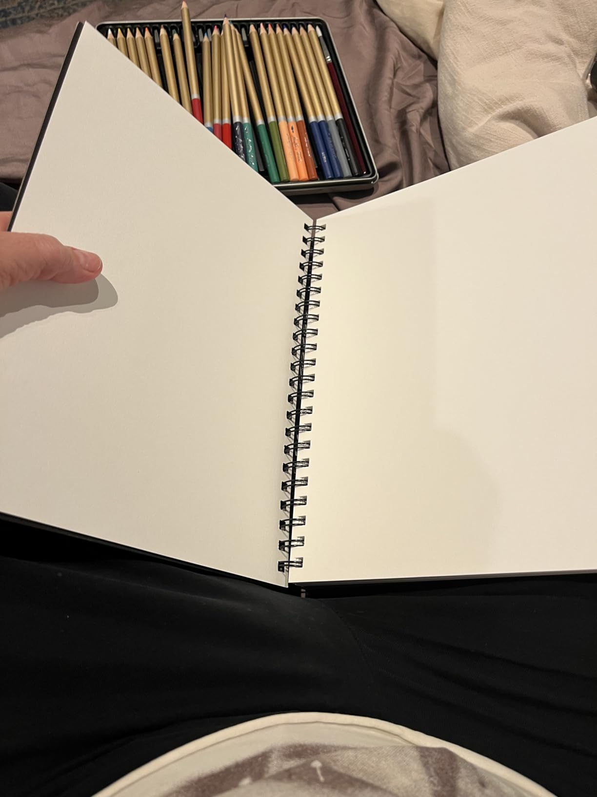 Artist’s Sketchbook Hardcover – 200GSM Very Thick Paper – Large, Spiral Sketch Book for Drawing and Mixed Media – Sketch Pad, Art Book - 8.25 x 11.4, 40 Sheets / 80 Pages customer photo 2