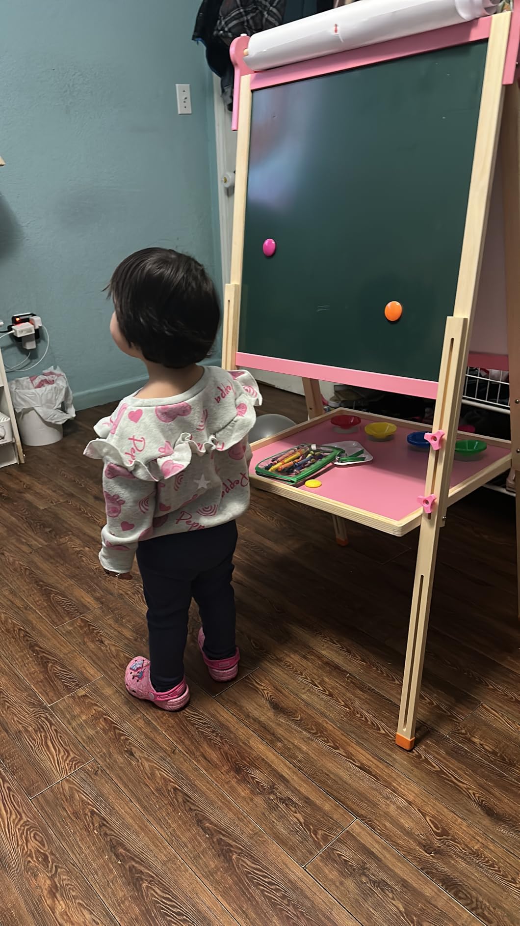 YOHOOLYO Kids Easel Wooden Children Art Easel Paper Roll,Double Sided Magnetic Whiteboard Chalkboard Dry Eraser Adjustable Height for Boys Girls Gifts customer photo 1