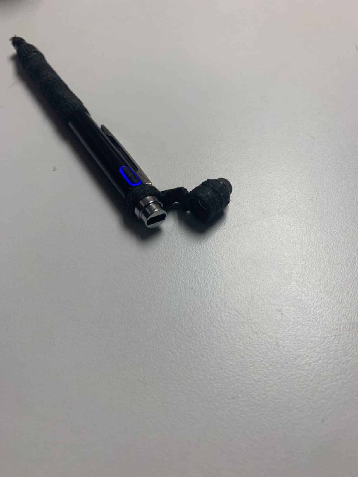 Stylus Pen for iPad & Apple Pencil Alternative, Fine Point Active Stylus customer photo 1