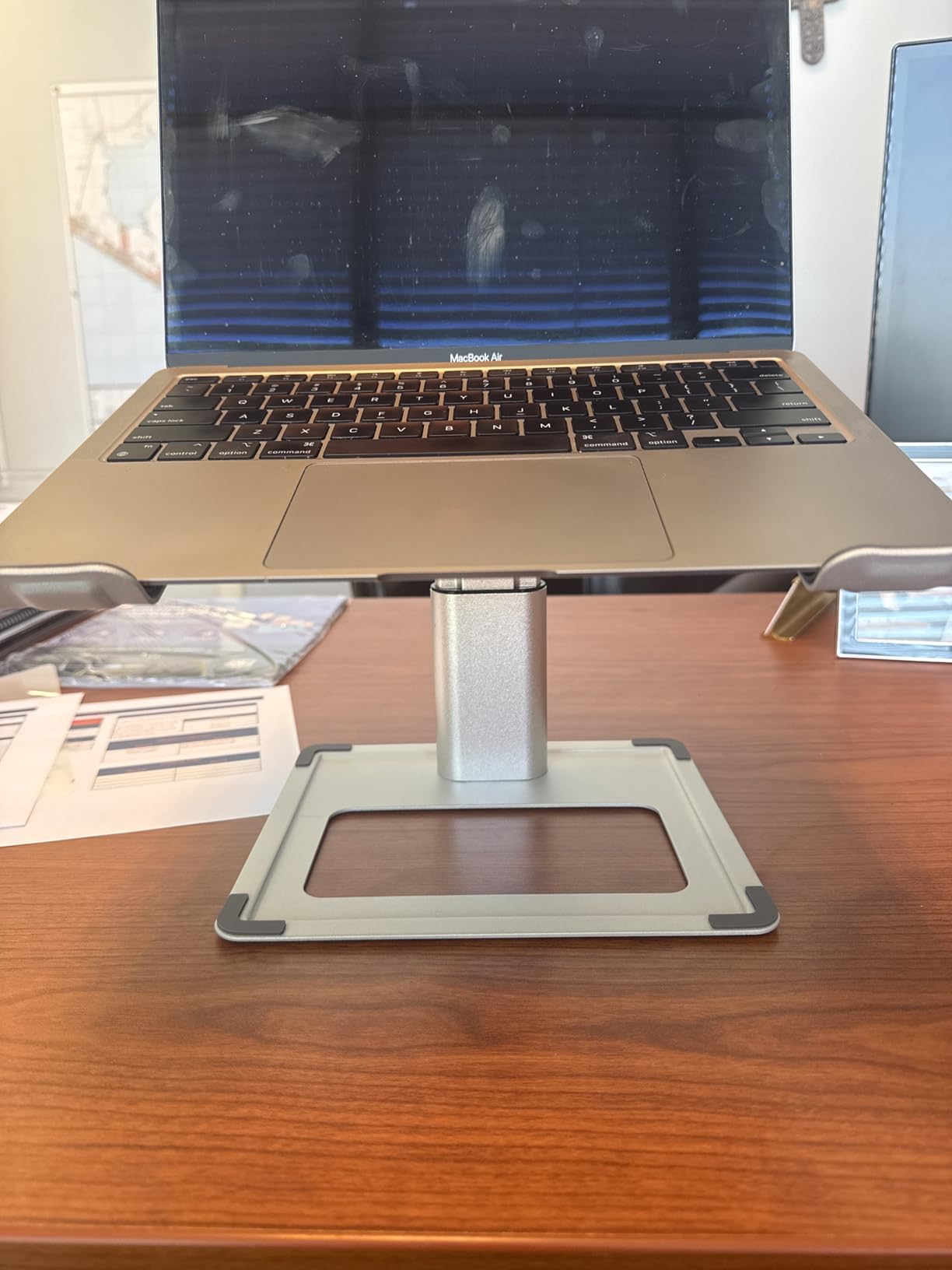 SOUNDANCE Adjustable Laptop Stand for Desk, Computer Stand, Ergonomic Laptop Riser Holder Compatible with 10 to 17.3 Inches Notebook PC Computer, Aluminum Silver customer photo 2