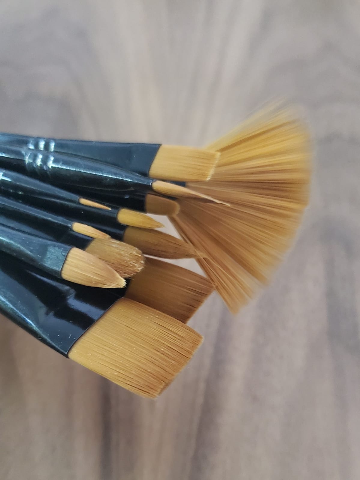 ARTEZA Acrylic and Oil Paint Brushes, Set of 12, Synthetic Hair customer photo 2