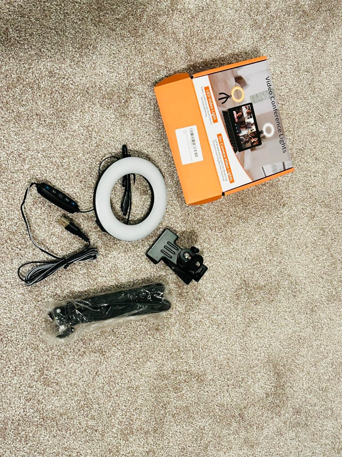 Video Conference Lighting Kit, Ring Light Clip on Laptop Monitor with 5 Dimmable Color & 5 Brightness Level for Webcam Lighting/Zoom Lighting/Remote Working/Self Broadcasting and Live Streaming, etc. customer photo 1