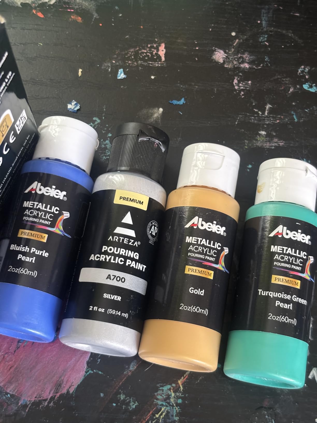 ABEIER Metallic Acrylic Pouring Paint Set, 18 Colors x 2 oz, Pre-Mixed customer photo 2