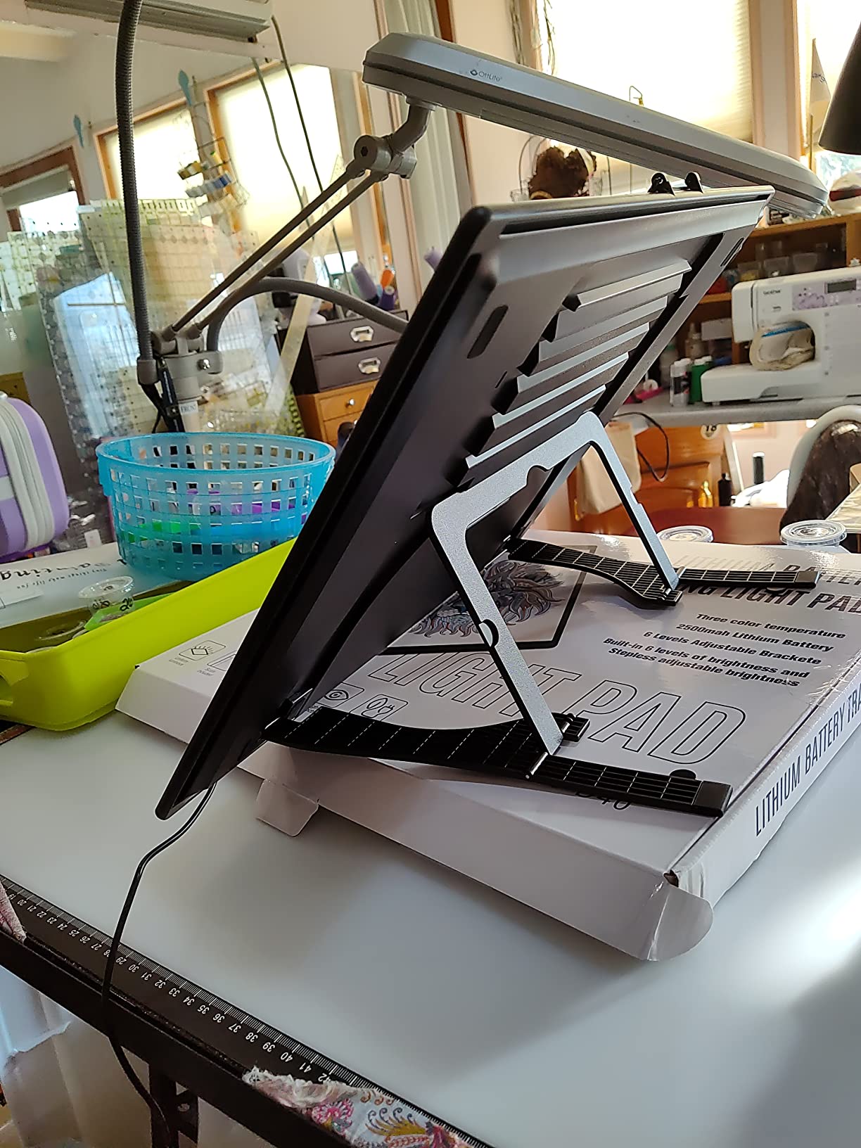 TOHETO A3 Light Pad, Rechargeable Light Board for Diamond Painting, Tracing Light Box with Stand and Clip, Light Table Lightbox for Tracing, Drawing customer photo 1
