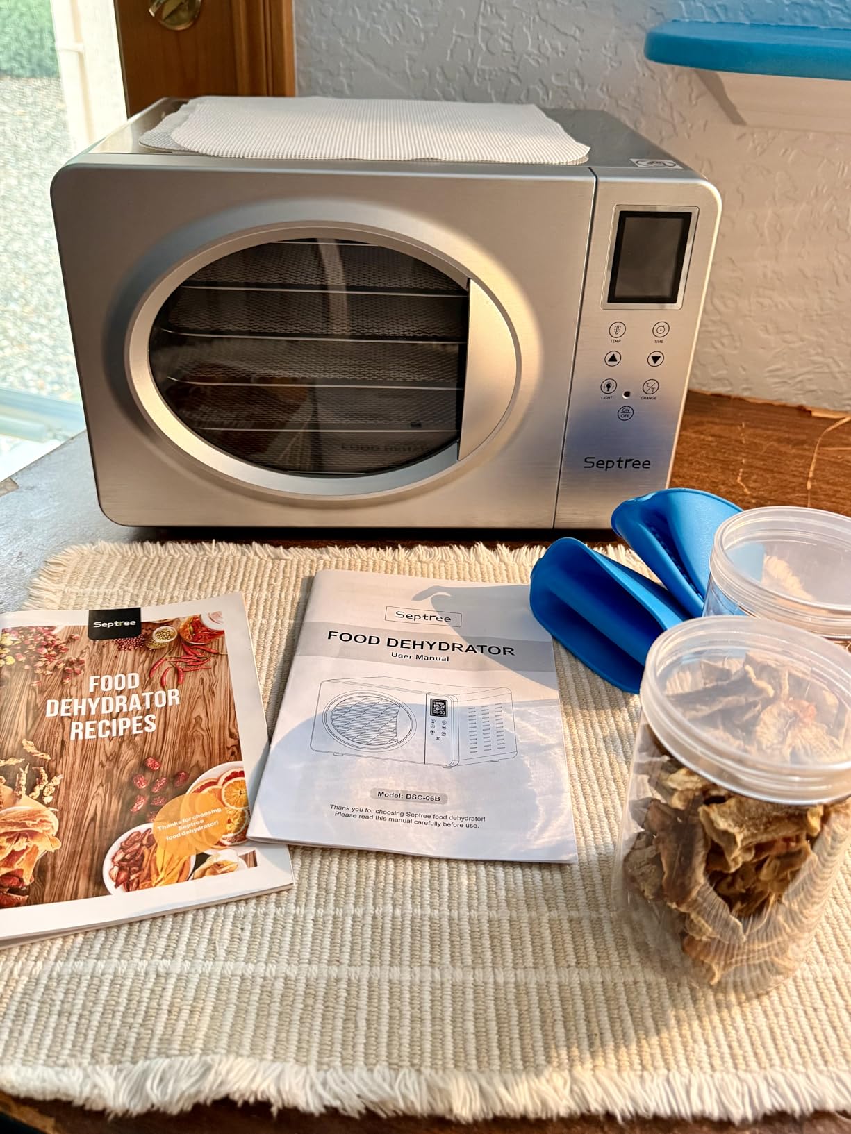 Compact Food Dehydrator, 4 Stainless Steel Trays Fresh Dryer Machine for Jerky Herbs Fruit Veggies Snacks, with Digital Timer | 190F Temperature Control, Great Size for Small Family customer photo 2
