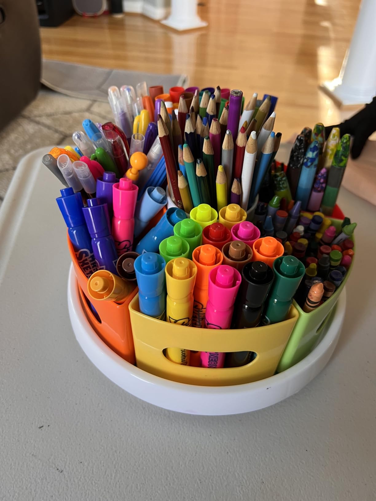 Hapinest Rotating Art Supply Organizer - Crayon, Marker & Pencil Storage Solution for School Teachers & Classroom Crafts - Rotating Desk Organizer Caddy customer photo 2