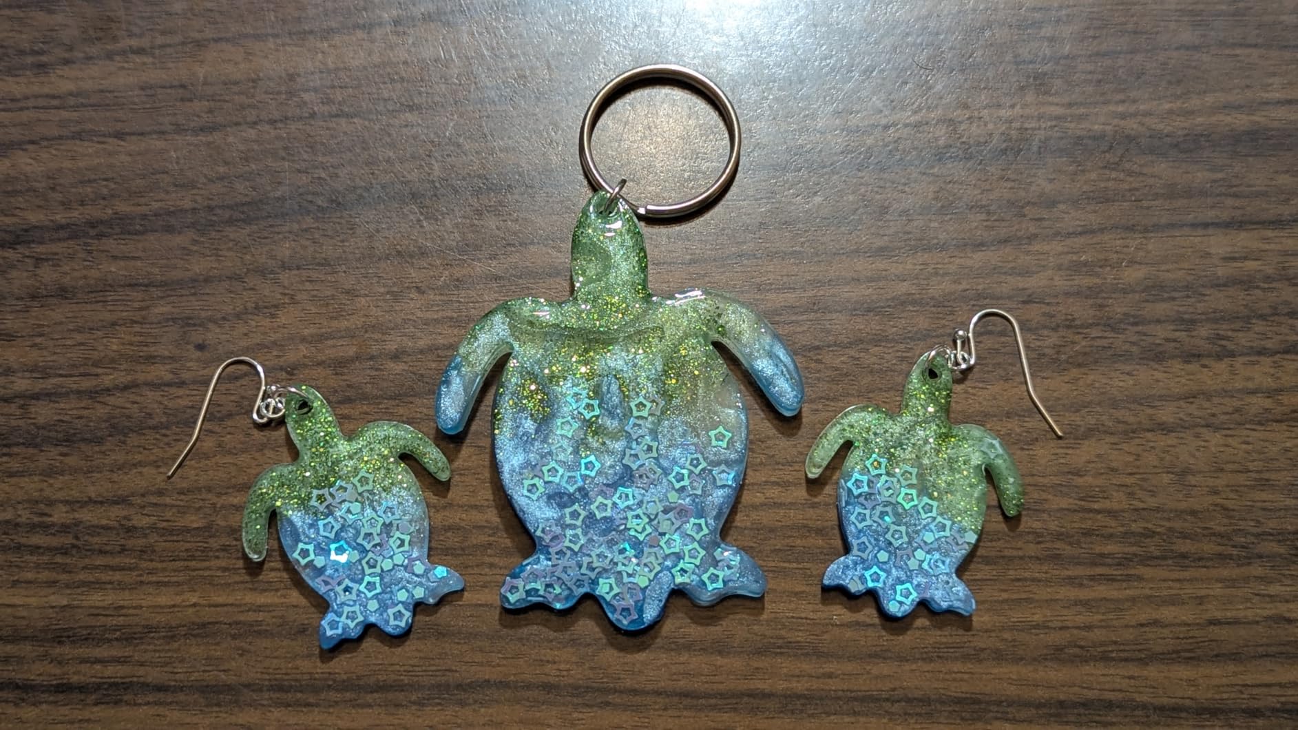 LET'S RESIN UV Resin with Light, Upgraded 200g Starter Kit for Jewelry customer photo 1