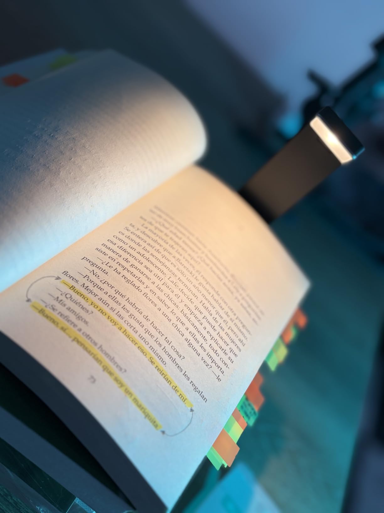 86lux Book Light, Rechargeable Clip-On LED Reading Light for Bed customer photo 2