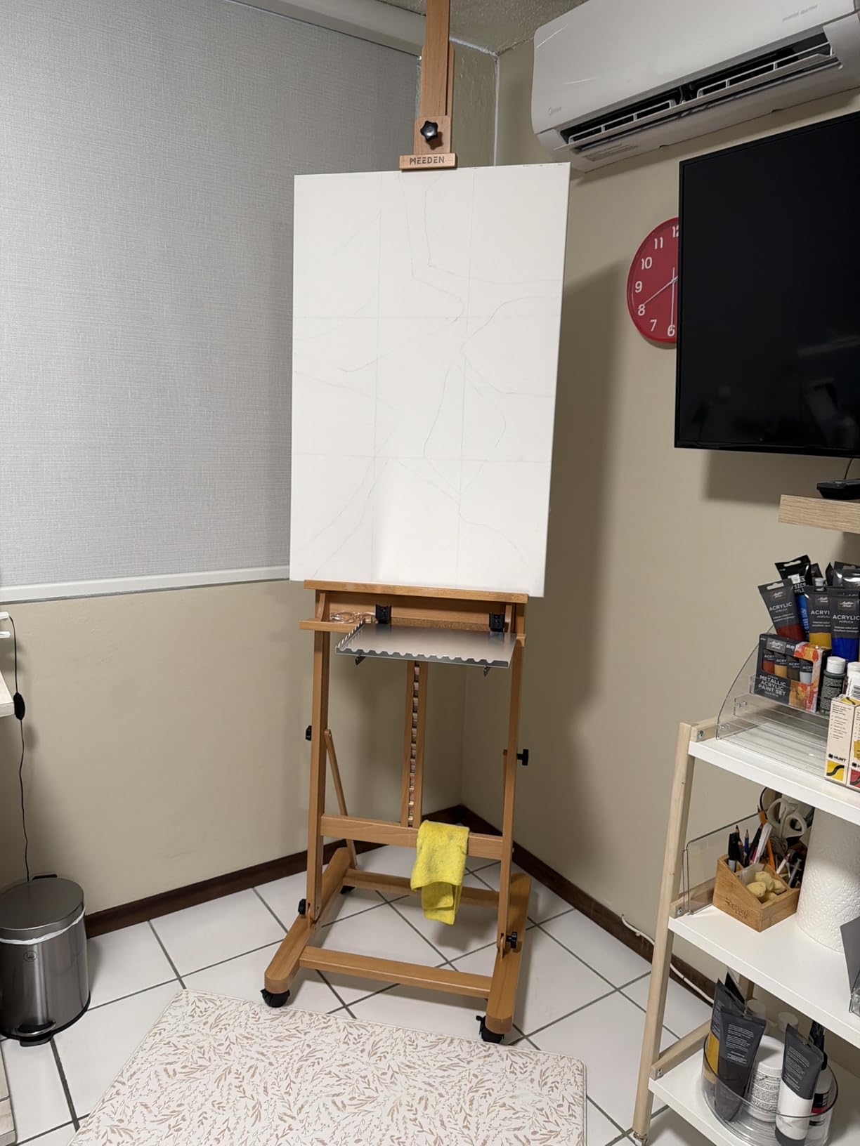 MEEDEN Adjustable H Frame Art Easel: Easel Stand for Painting and Display customer photo 1