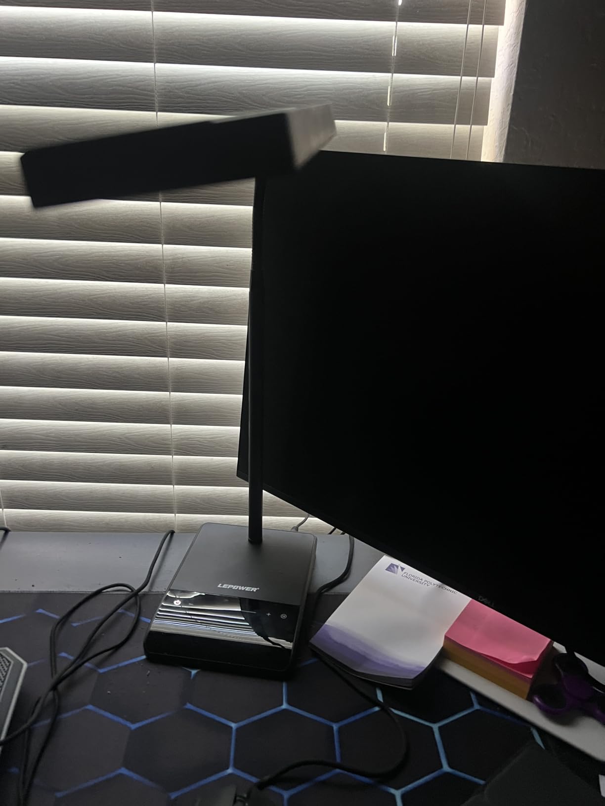 LEPOWER Desk Lamp, 800LM LED for Home Office, True Eye-Caring for Reading customer photo 2