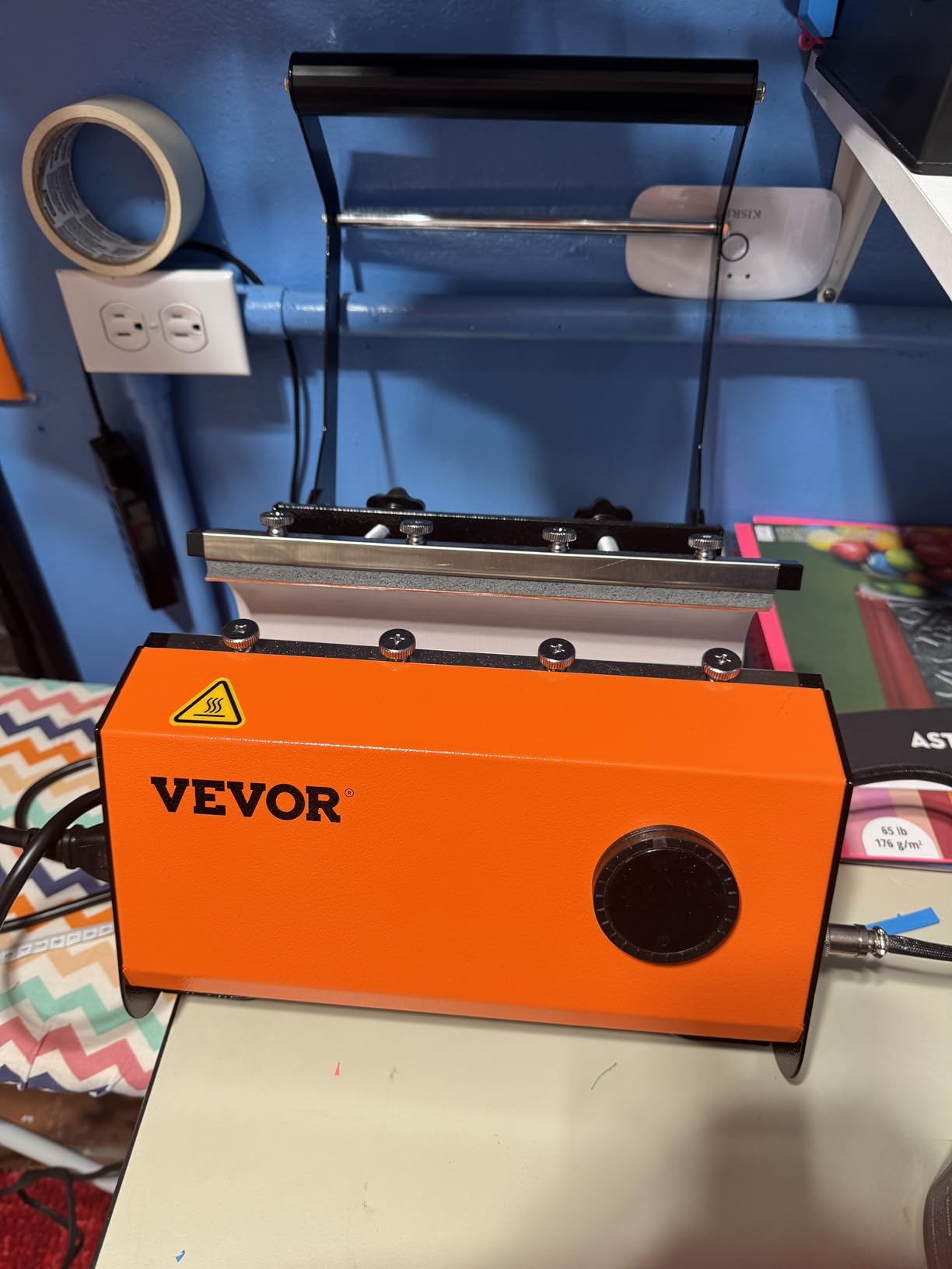 VEVOR Tumbler Heat Press, 30oz Mug Heat Press Machine, Sublimation Transfer 11-15oz 16-25oz 30oz Straight Skinny Tumblers, with Heat-Resist Gloves and Tape, for DIY Ceramic Mugs Cups Glasses customer photo 1