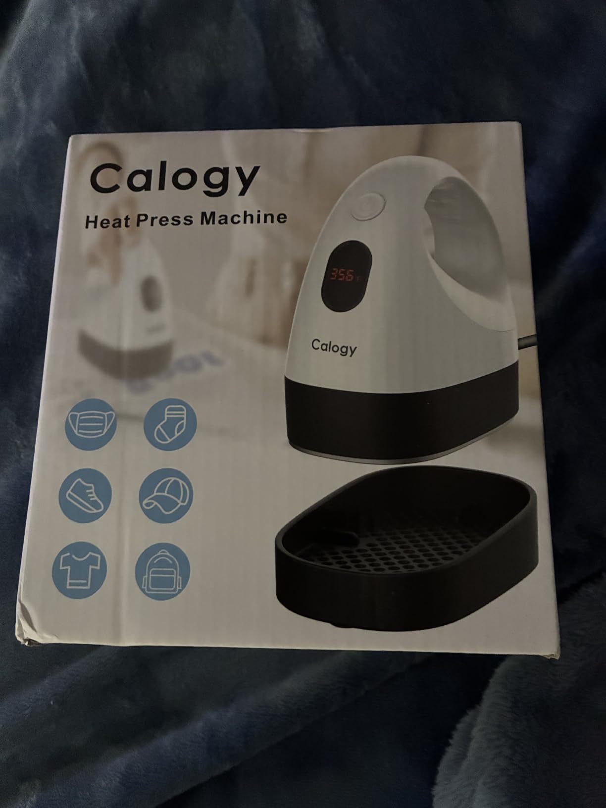 Calogy Mini Heat Press, Heat Transfer Machine, Constant Temp Control, Insulated Safety Base, Fits for Crafts, T-Shirt, Hat, Cap, Pillows(White Pink) customer photo 2