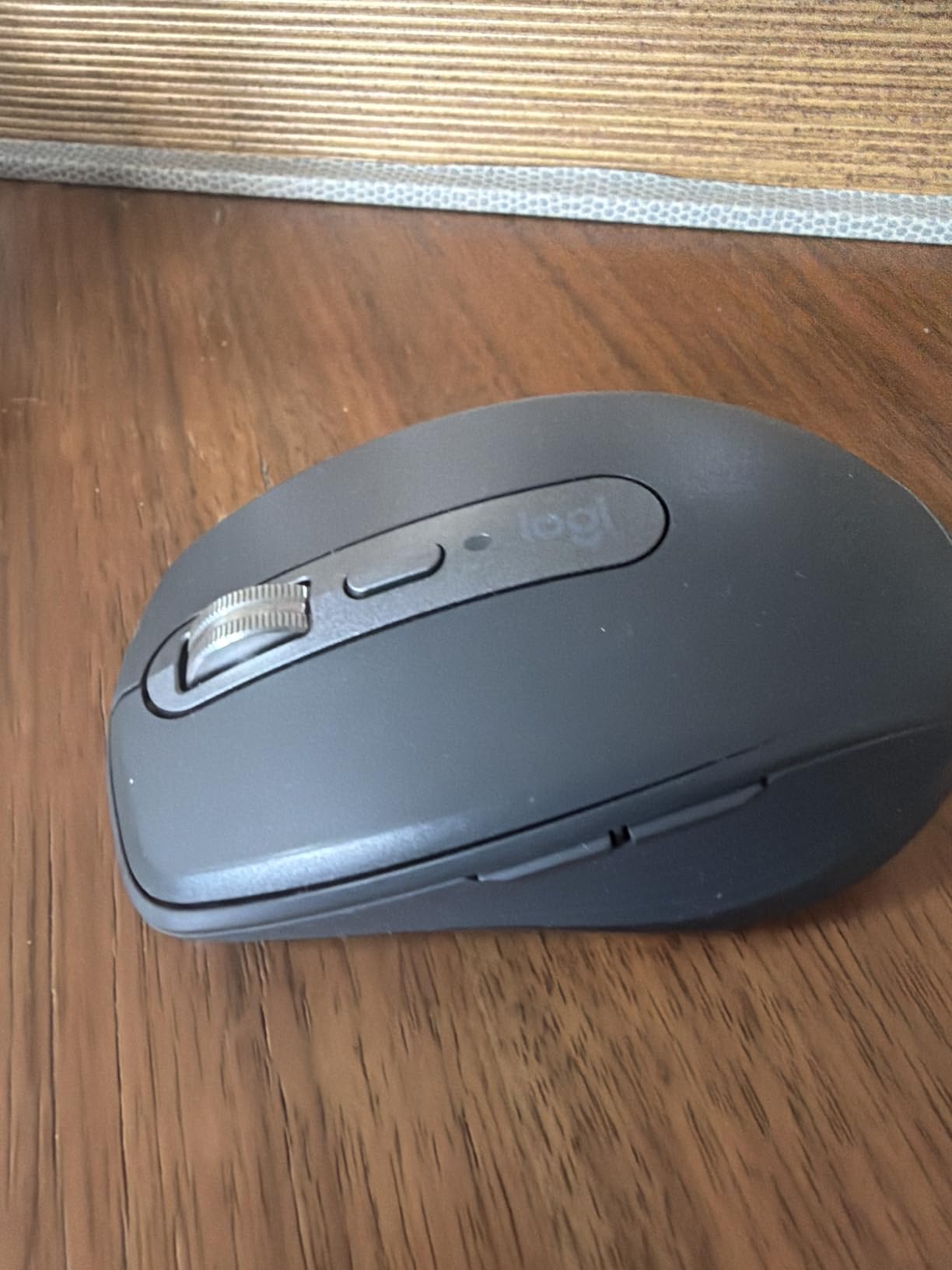 Logitech MX Anywhere 3S Compact Wireless Mouse Fast Scrolling - Graphite customer photo 2
