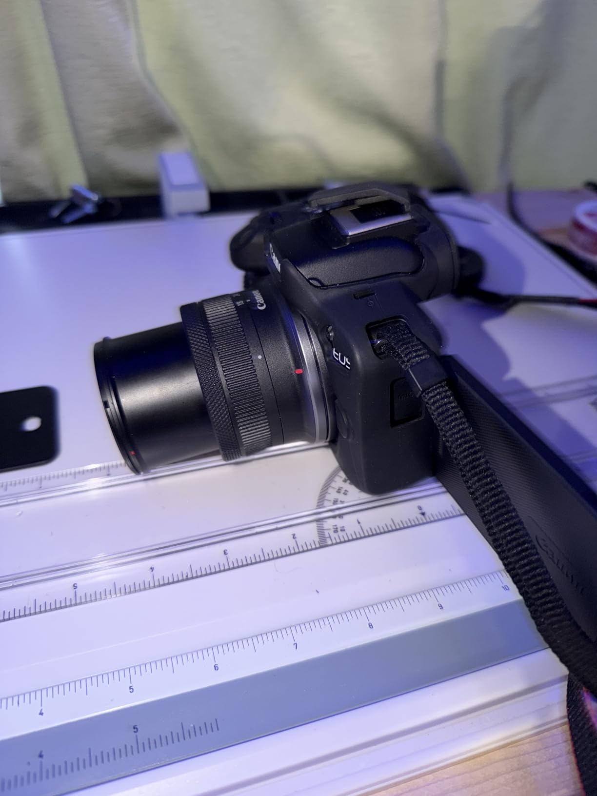 Canon EOS R50 Mirrorless Camera RF-S18-45mm F4.5-6.3 is STM Lens Kit customer photo 2