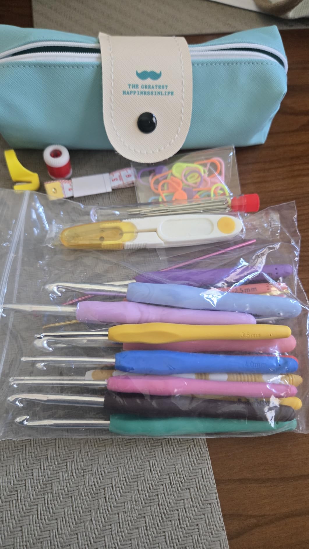 MECHEER Crochet Hooks 12 Sizes Crochet Hook Set, 51 Pack Yarn Crochet Kit for Beginners, Knitting Needles with Ergonomic Handles for Arthritic Hands, Crochet Needle Kit with Blue Case for Crocheters customer photo 1